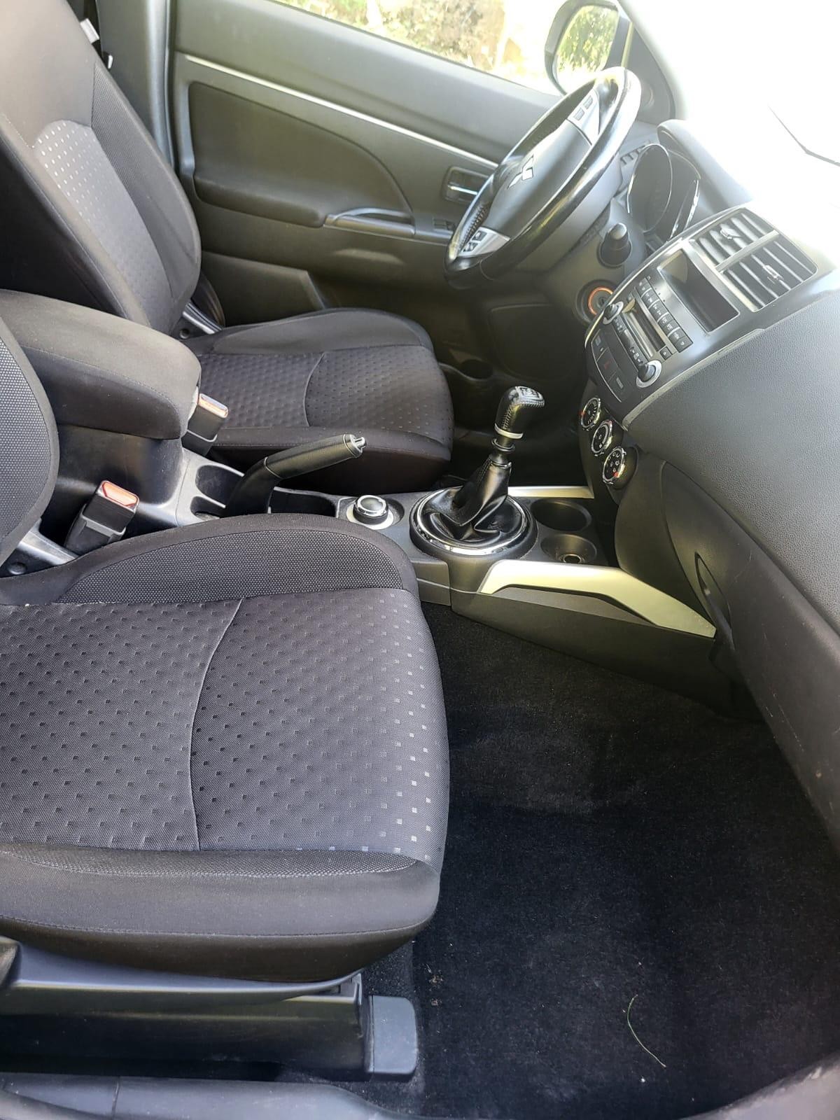MITSUBISHI ASX 1.8 DID Intense 4WD-image-5