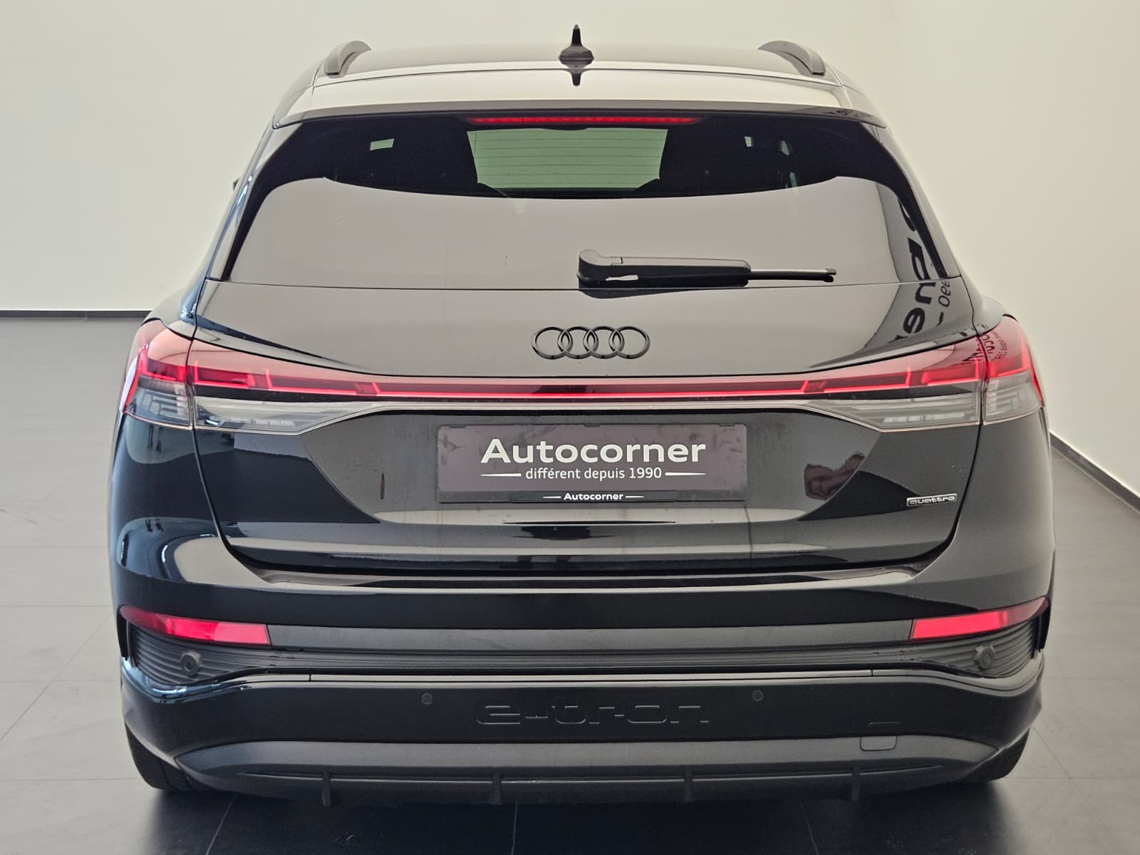 AUDI Q4 e-tron 45 quattro-image-7