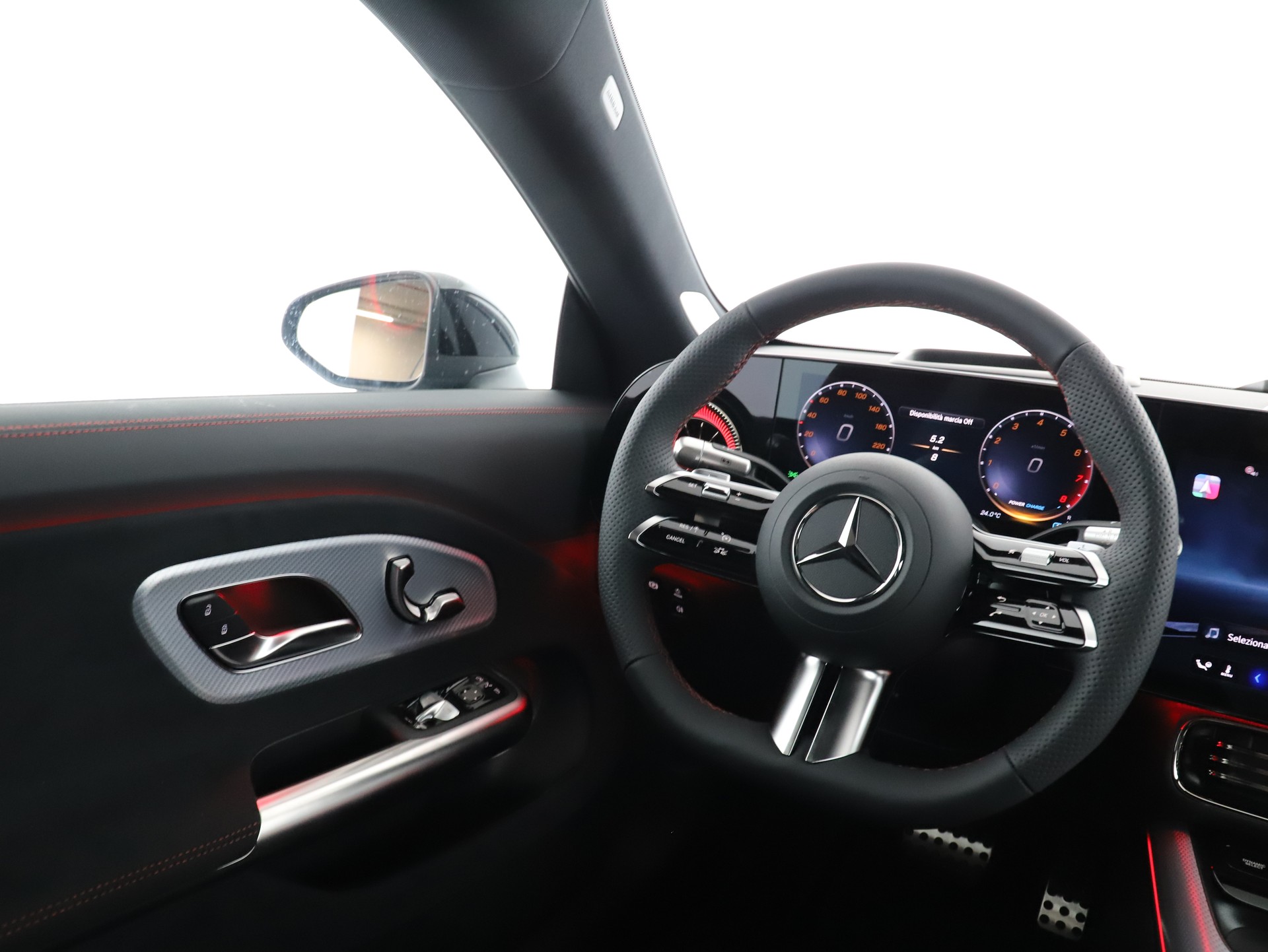 MERCEDES-BENZ CLA 220 8G-DCT 4Matic-image-14