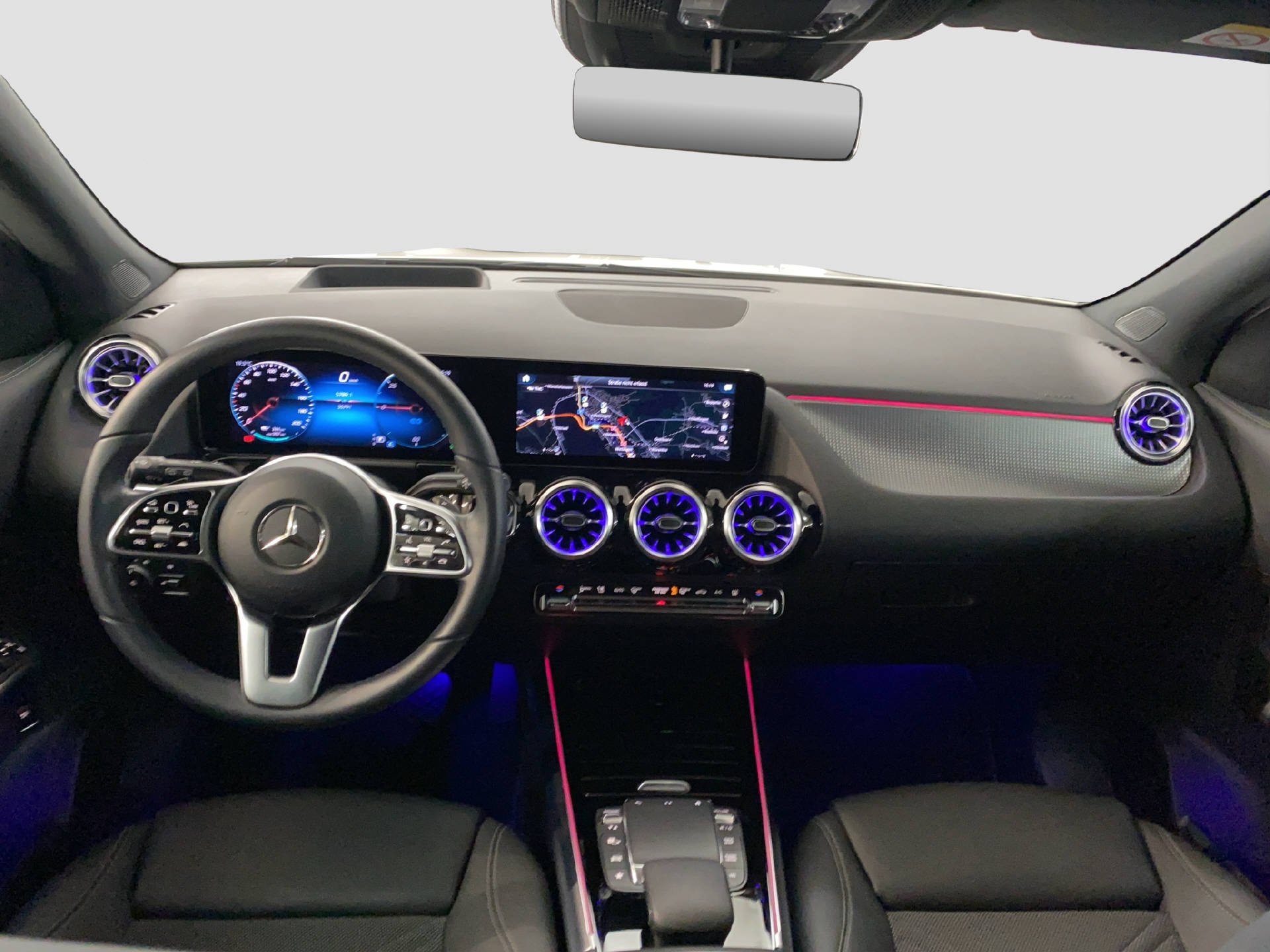 MERCEDES-BENZ EQA 300 Swiss Star 4MATIC-image-8