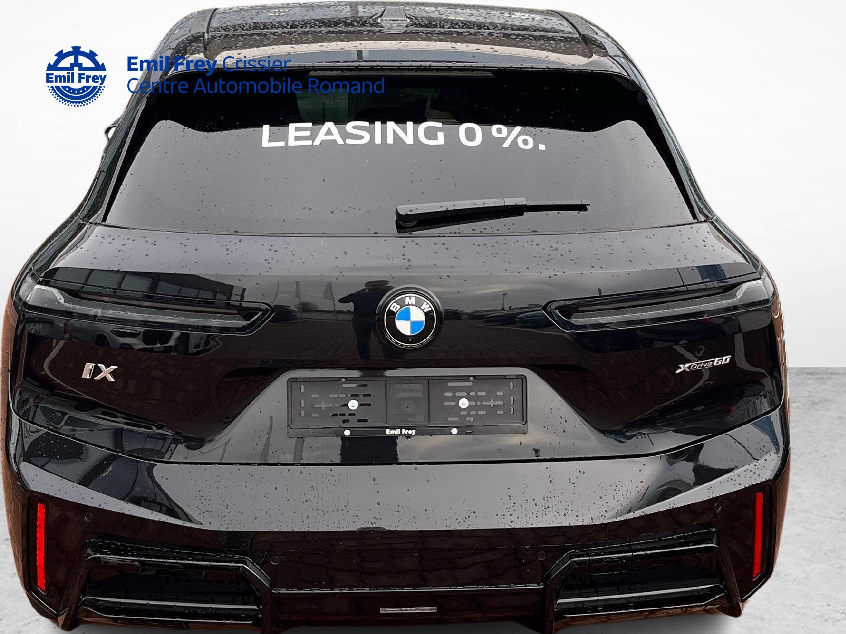 BMW iX xDrive60-image-3