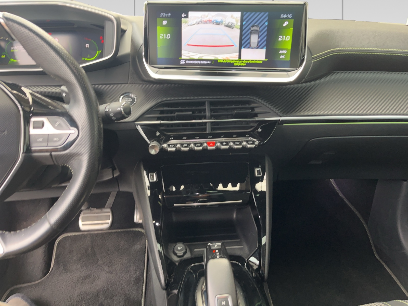PEUGEOT 208 1.2 PureTech GT Line EAT8-image-11