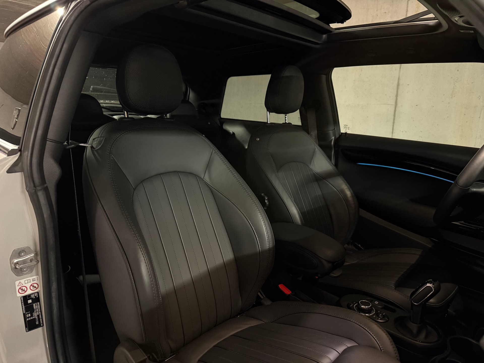 MINI Cooper SE-image-13