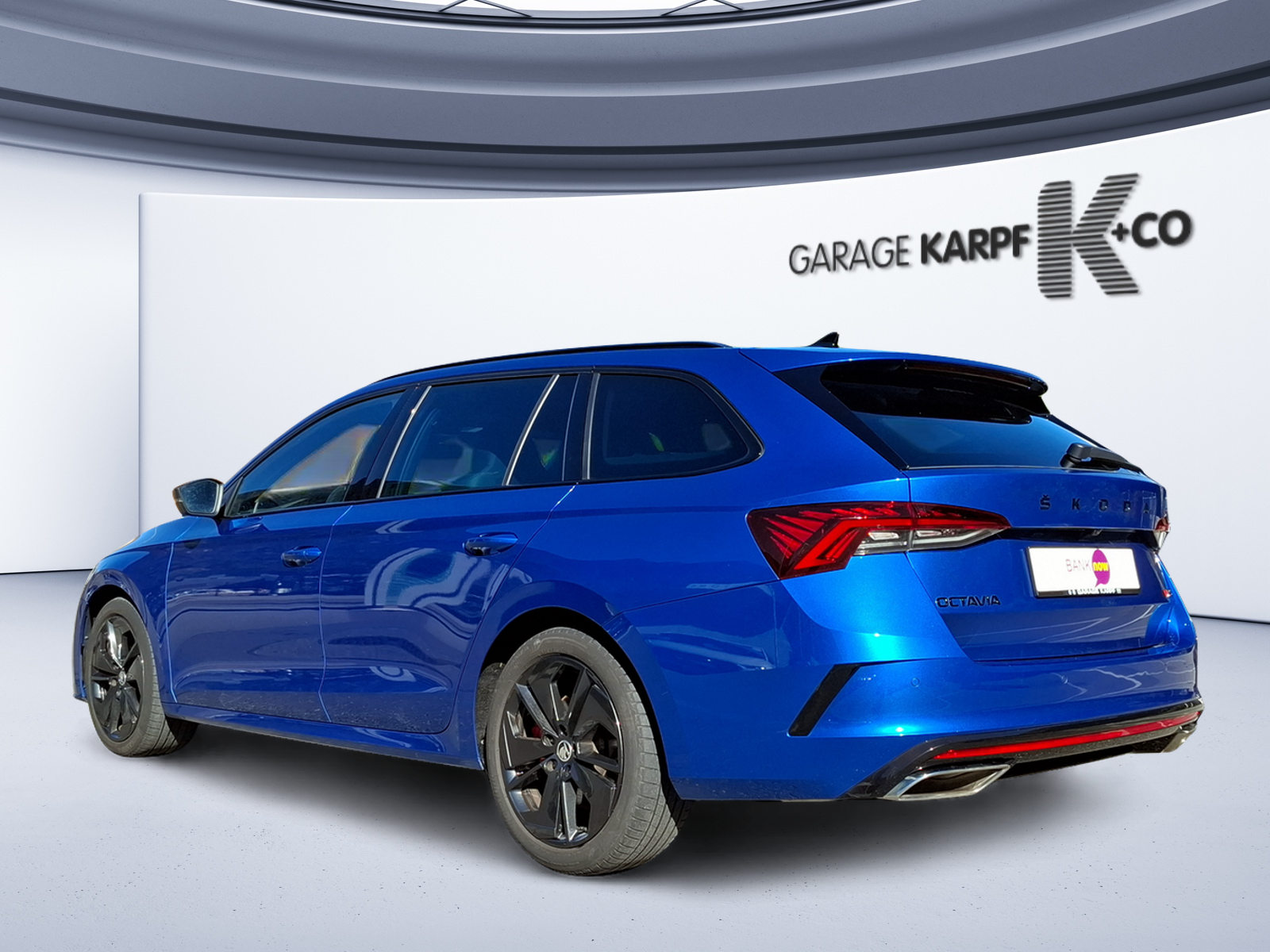 SKODA Octavia Combi 2.0 TSI DSG RS-image-2