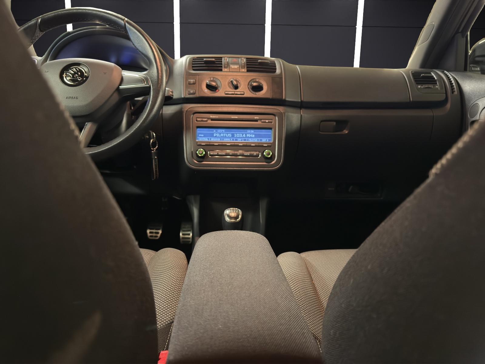 SKODA Fabia 1.2 TSI Monte Carlo-image-16