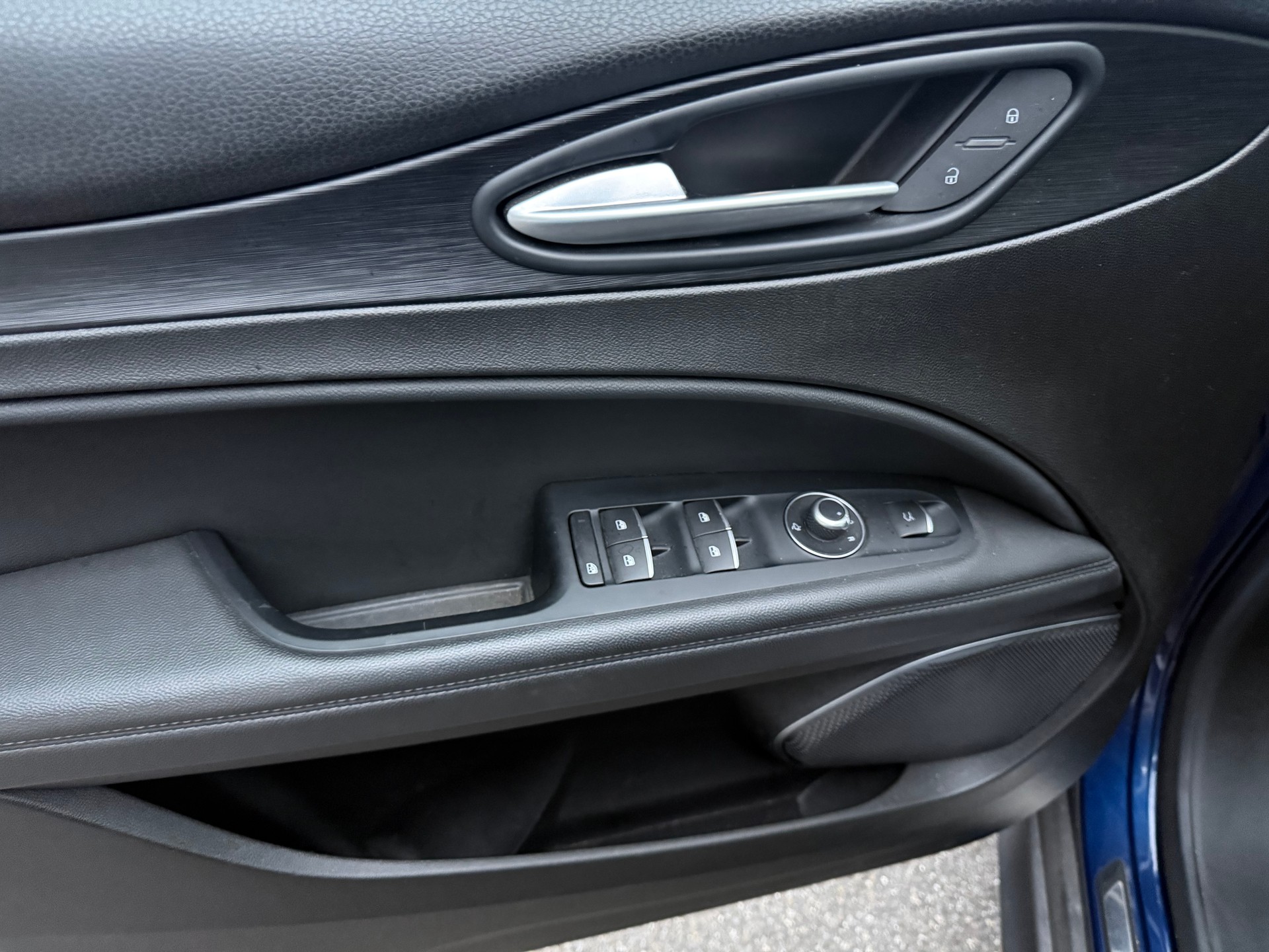 ALFA ROMEO Stelvio 2.0 Q4 Automatic-image-8