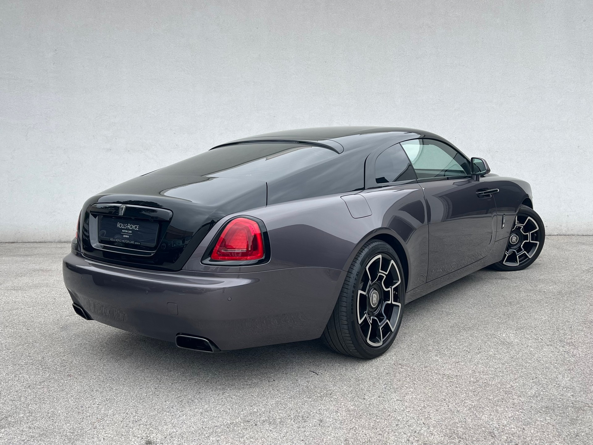 ROLLS-ROYCE Wraith 6.6 V12-image-1