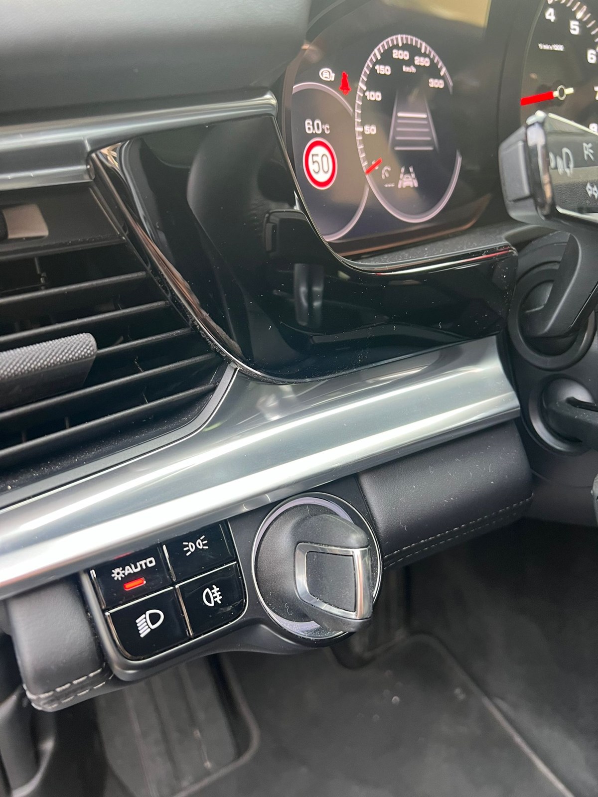 PORSCHE Panamera 4 Sport Turismo PDK-image-8