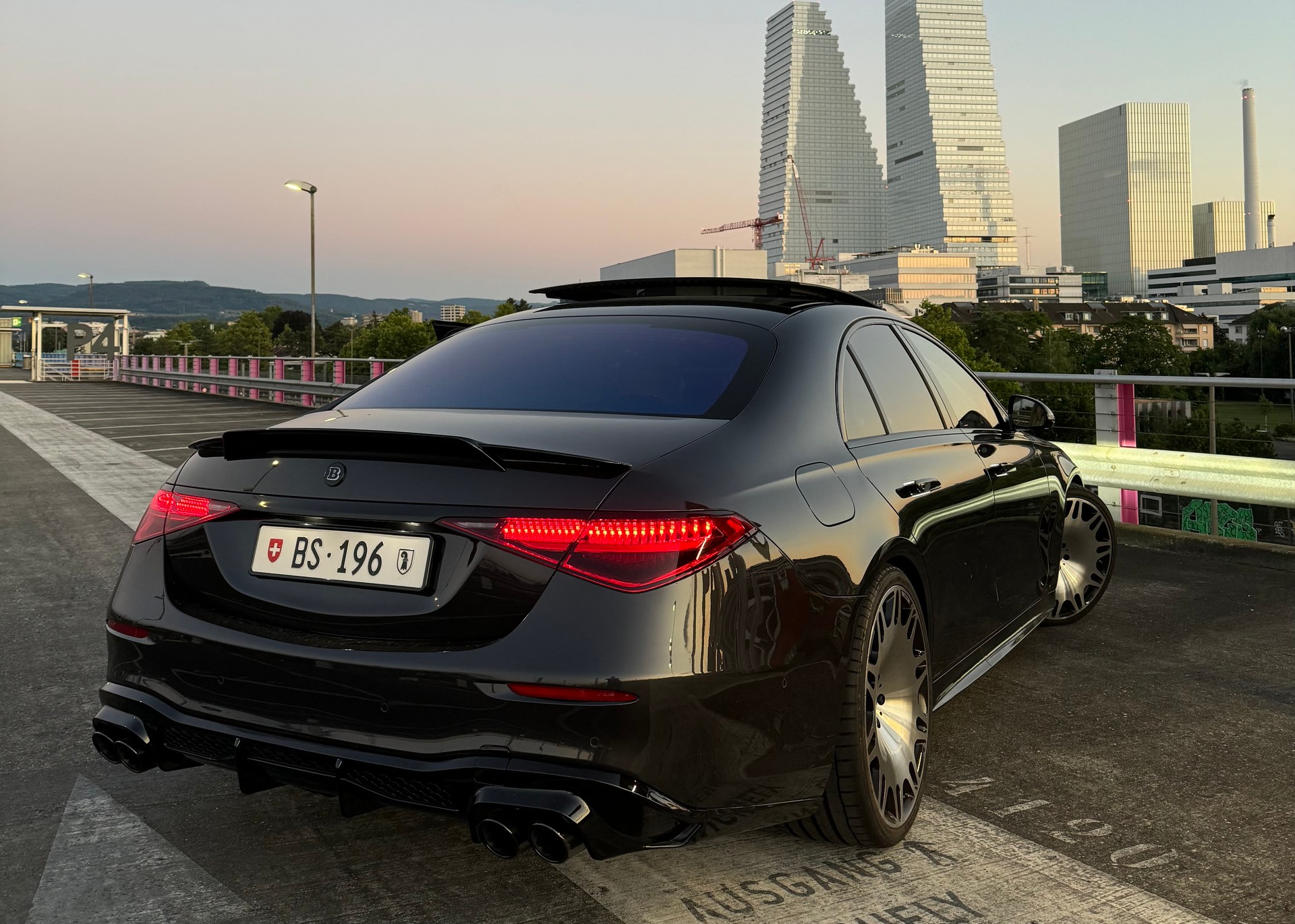 MERCEDES-BENZ S 580 4Matic AMG Line 9G-Tronic-image-1