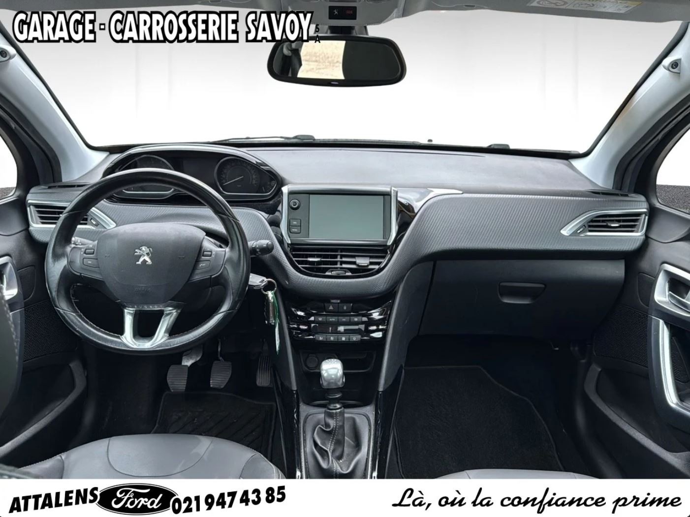 PEUGEOT 2008 1.2 PureTech Allure-image-8