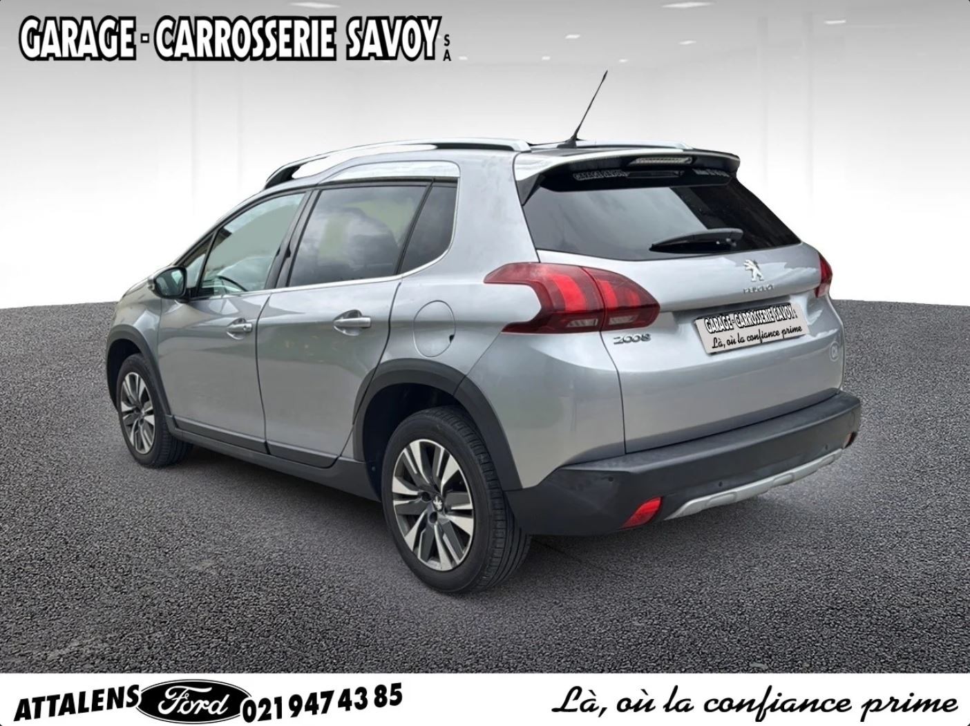 PEUGEOT 2008 1.2 PureTech Allure-image-7