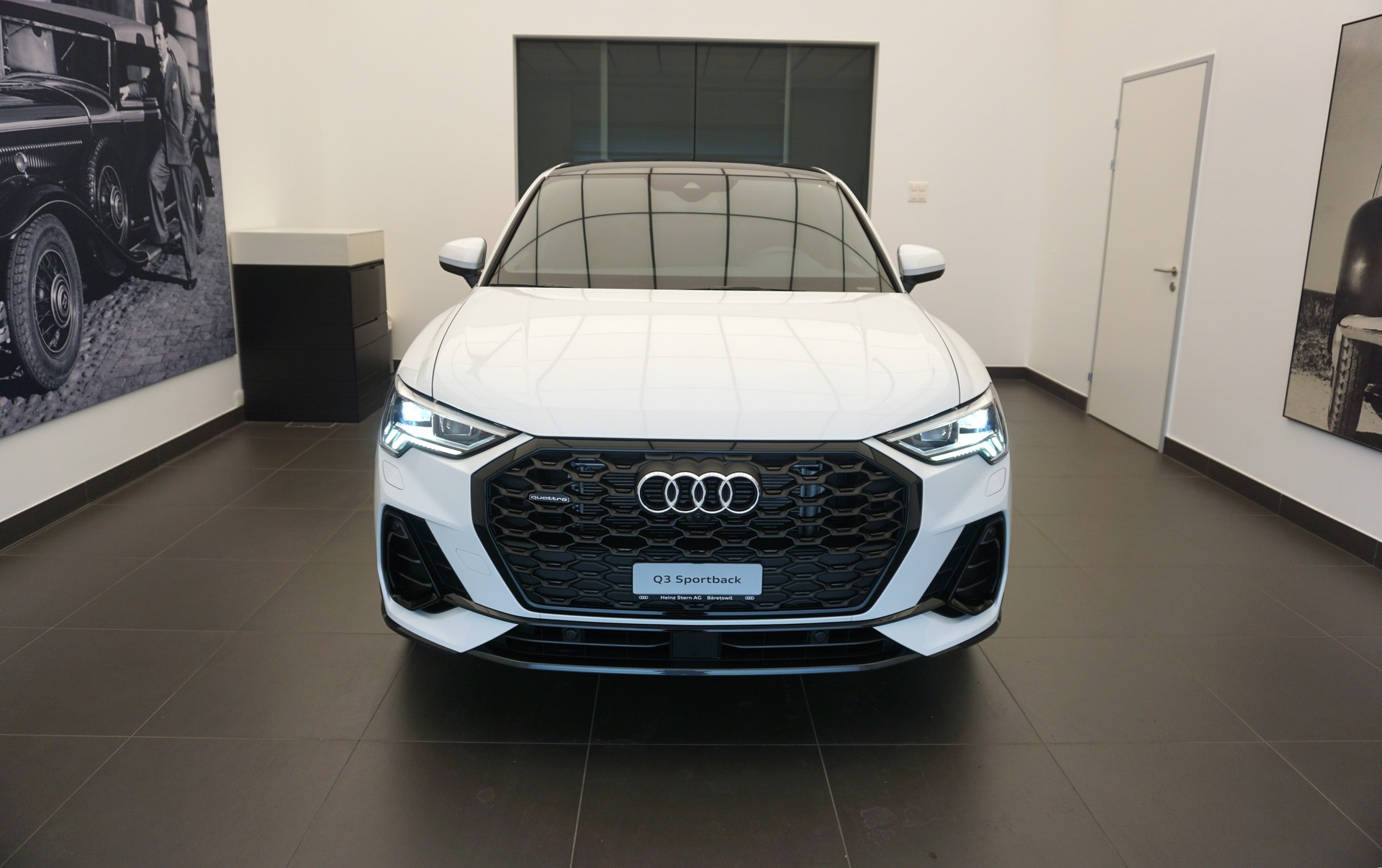 AUDI Q3 Sportback 45 TFSI S line quattro S-tronic-image-1