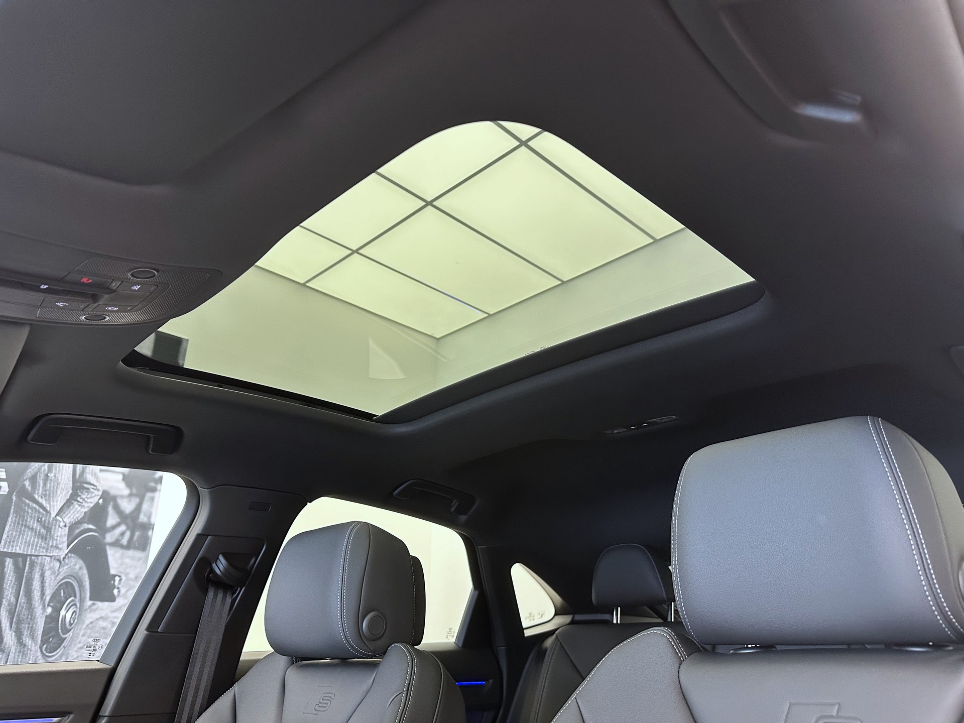 AUDI Q3 Sportback 45 TFSI S line quattro S-tronic-image-21