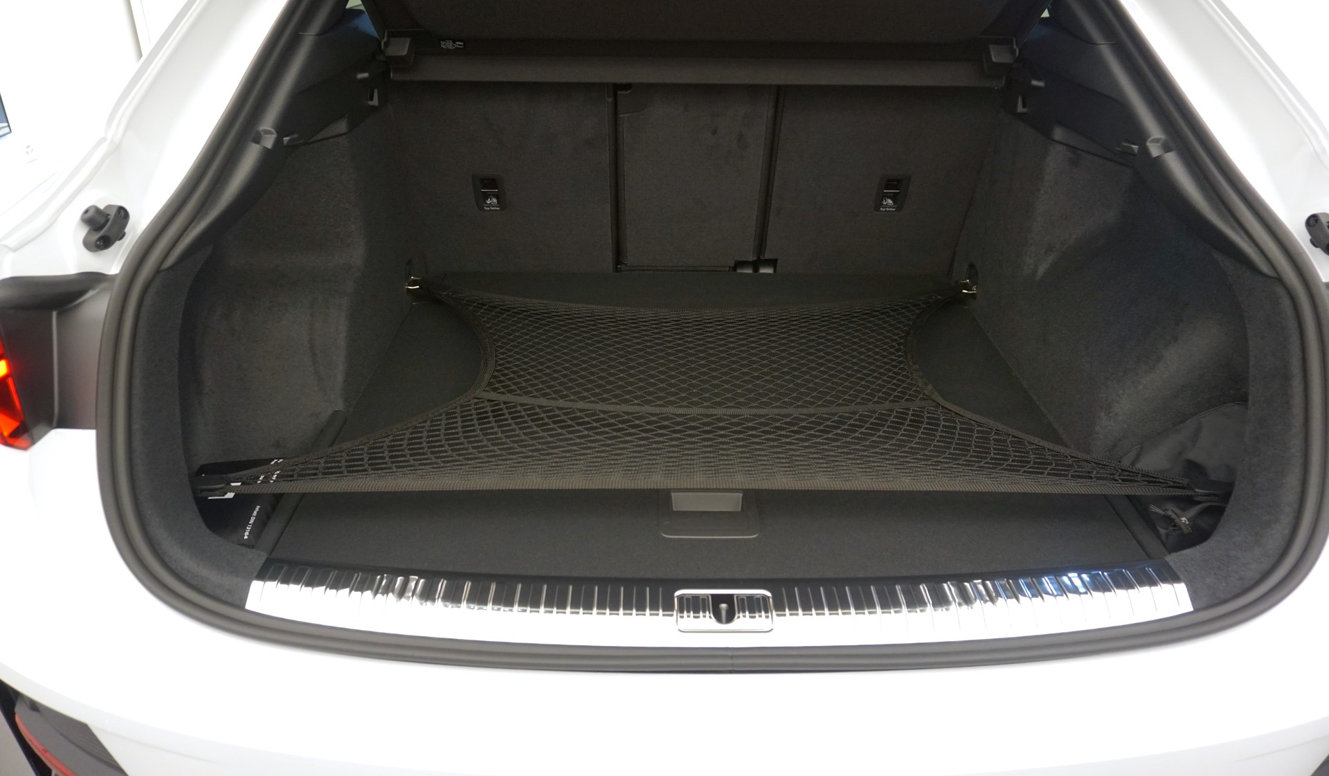 AUDI Q3 Sportback 45 TFSI S line quattro S-tronic-image-24