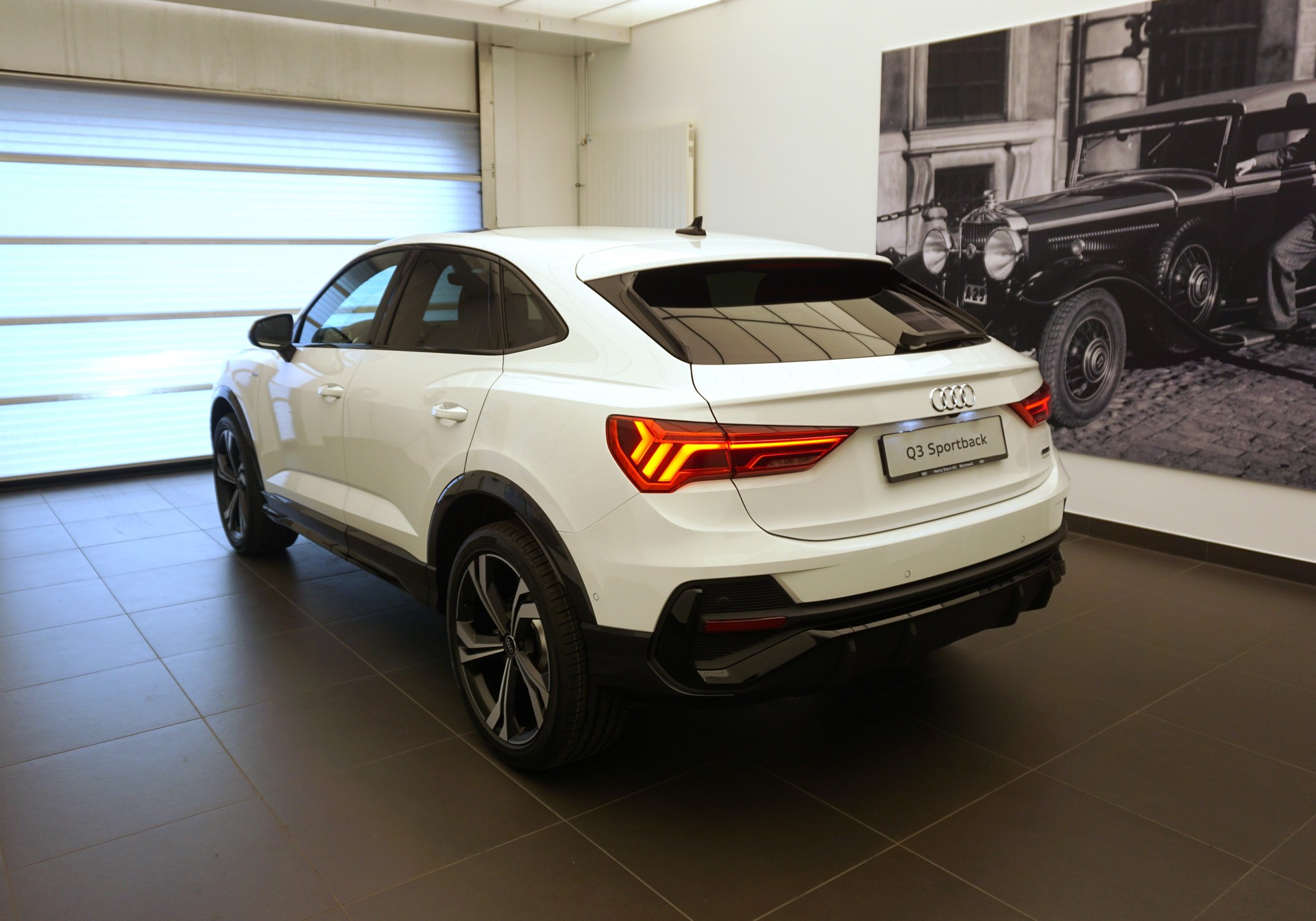 AUDI Q3 Sportback 45 TFSI S line quattro S-tronic-image-25