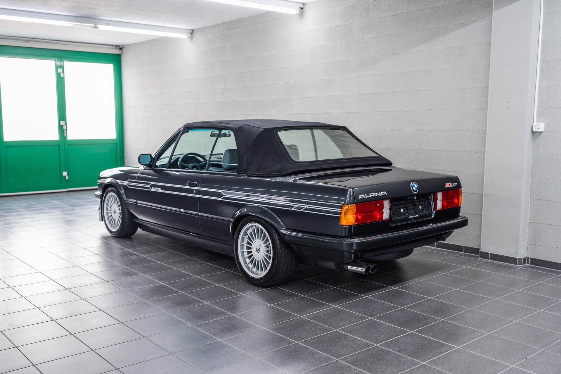 BMW-ALPINA E30 B3 2.7 Cabriolet-image-8