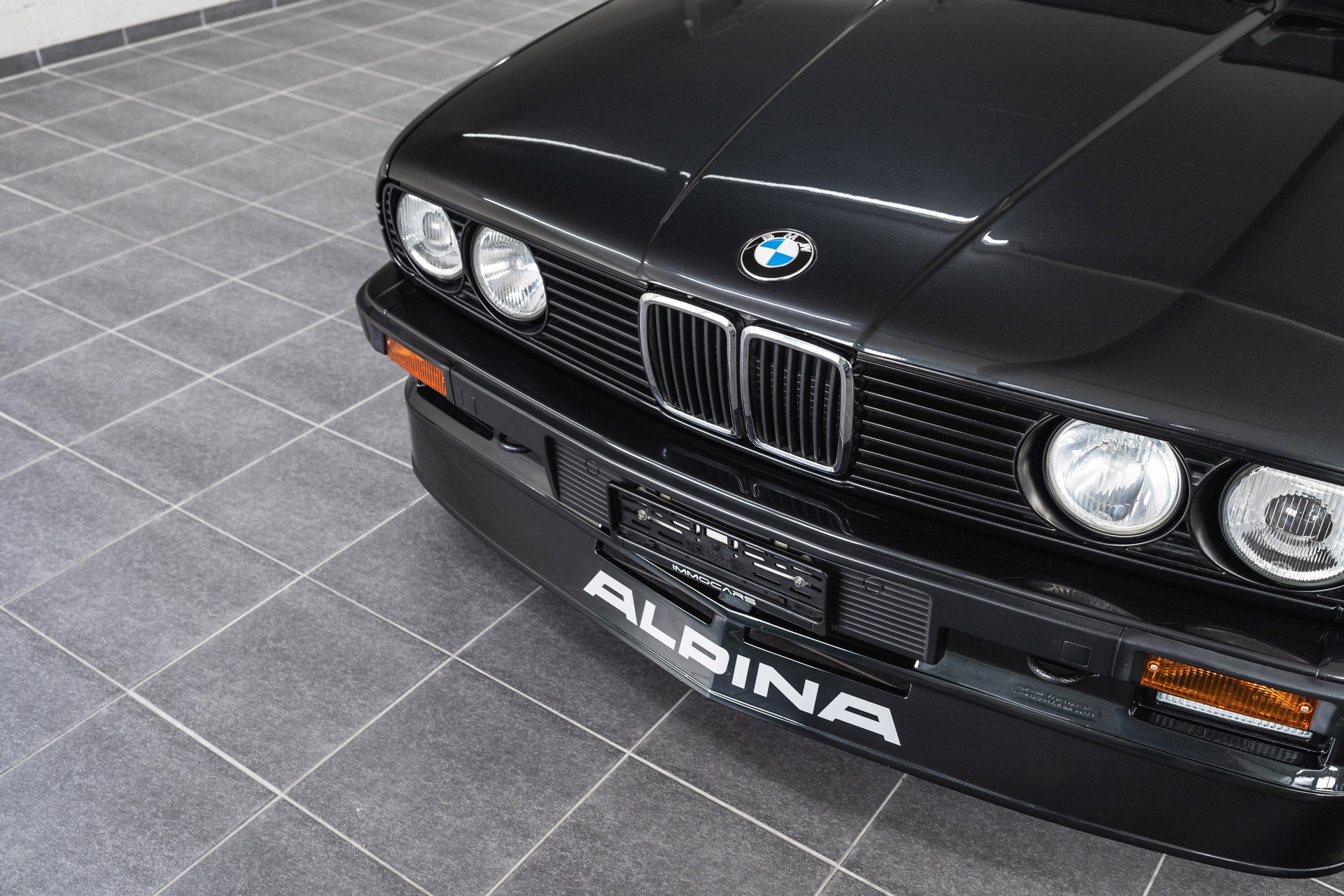 BMW-ALPINA E30 B3 2.7 Cabriolet-image-9