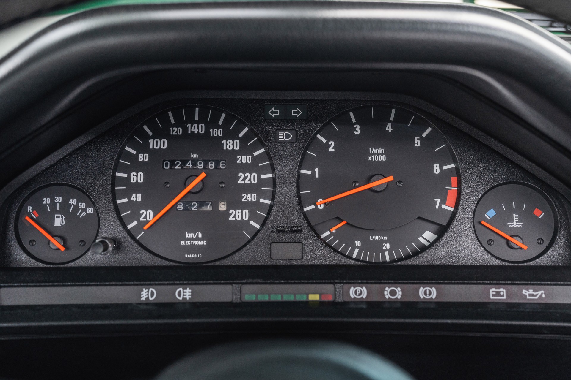 BMW-ALPINA E30 B3 2.7 Cabriolet-image-17