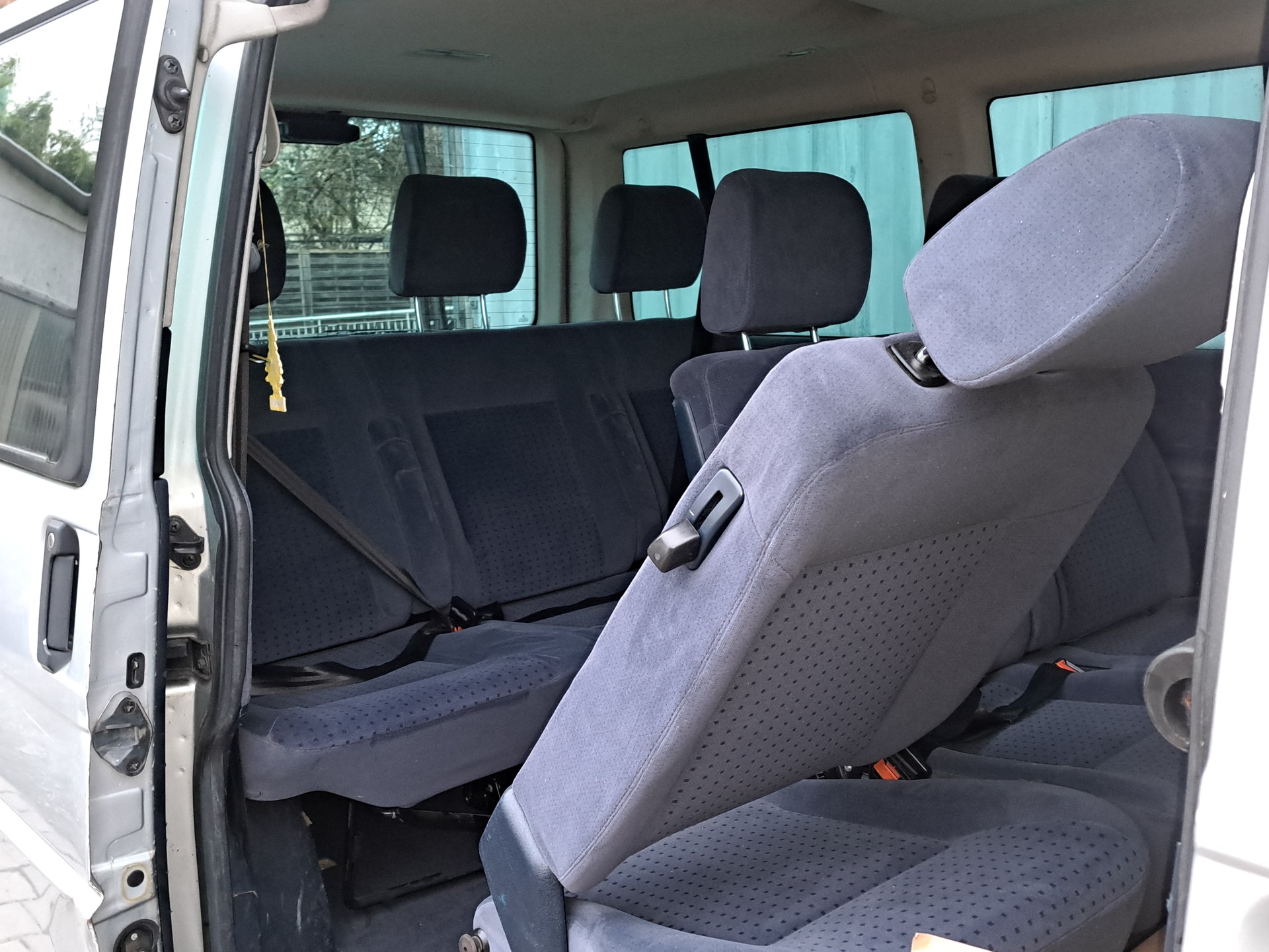 VW T4 Caravelle 2.8 VR6 A ABS-image-2