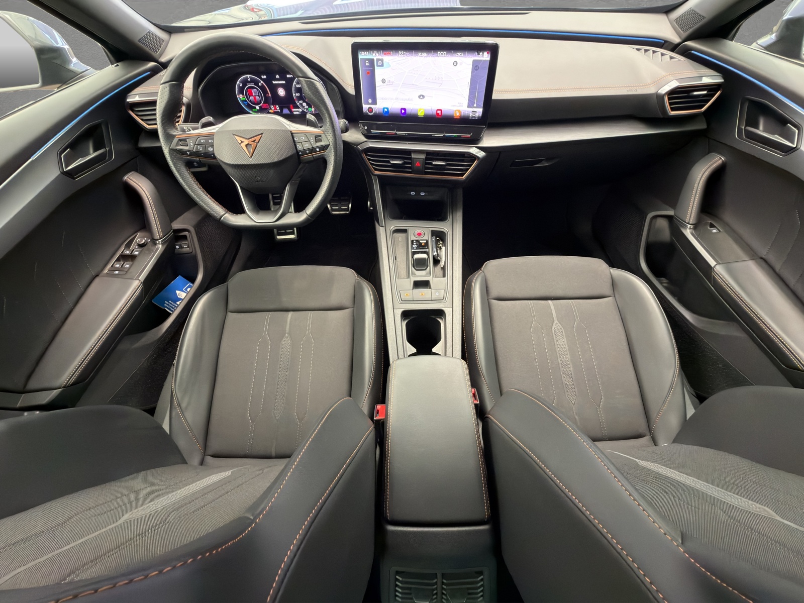CUPRA Formentor 1.4 e-HYBRID pHEV VZ DSG - Anhängekupplung - Rückfahrkamera-image-6