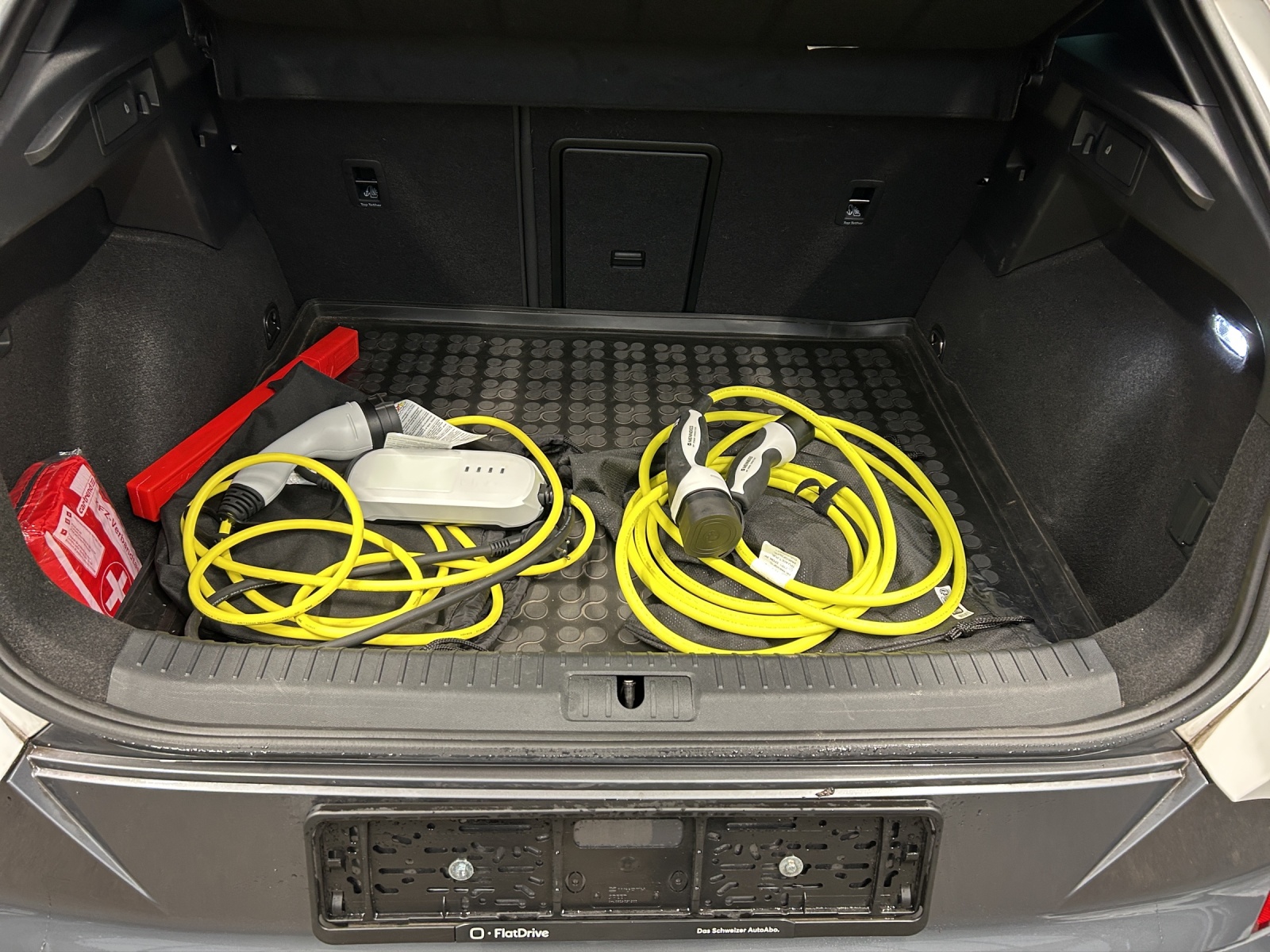 CUPRA Formentor 1.4 e-HYBRID pHEV VZ DSG - Anhängekupplung - Rückfahrkamera-image-7
