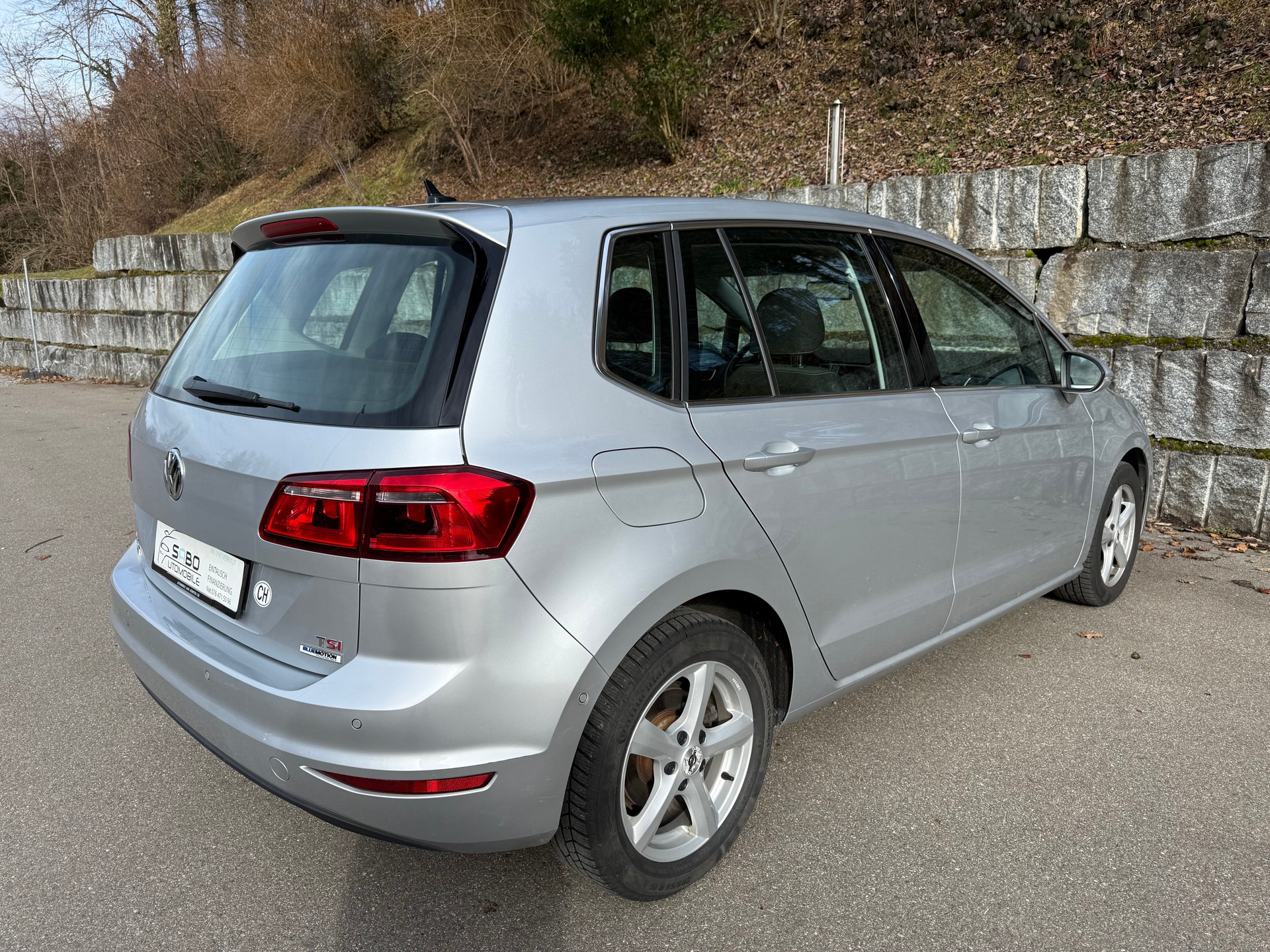 VW Golf Sportsvan 1.4 TSI Highline DSG-image-2