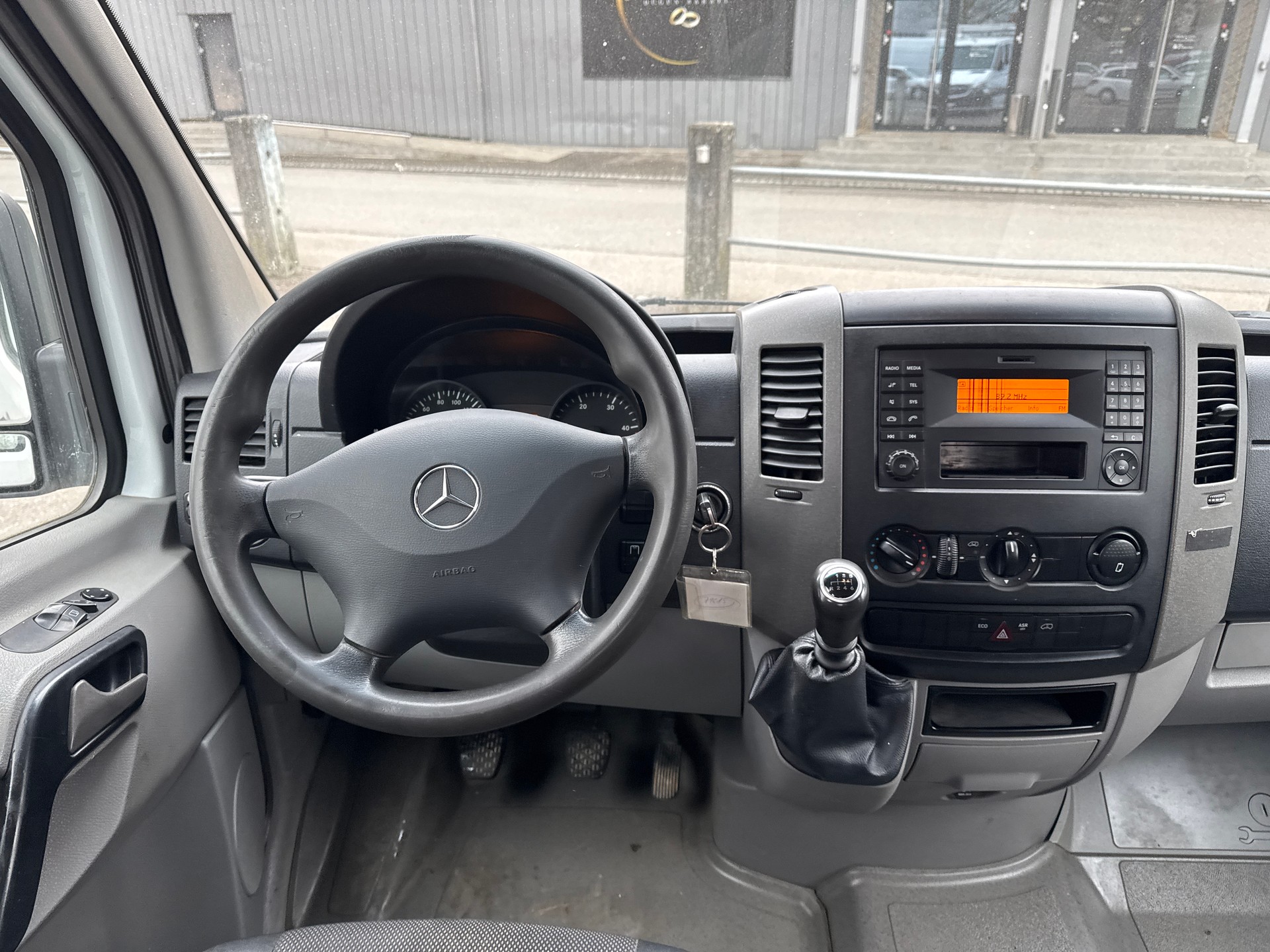 MERCEDES-BENZ Sprinter 316 CDI Standard ** 07x Sitzplätze ** Nutzlast 1170Kg ** AHK 3500.Kg ** Frisch Ab MFK-image-3