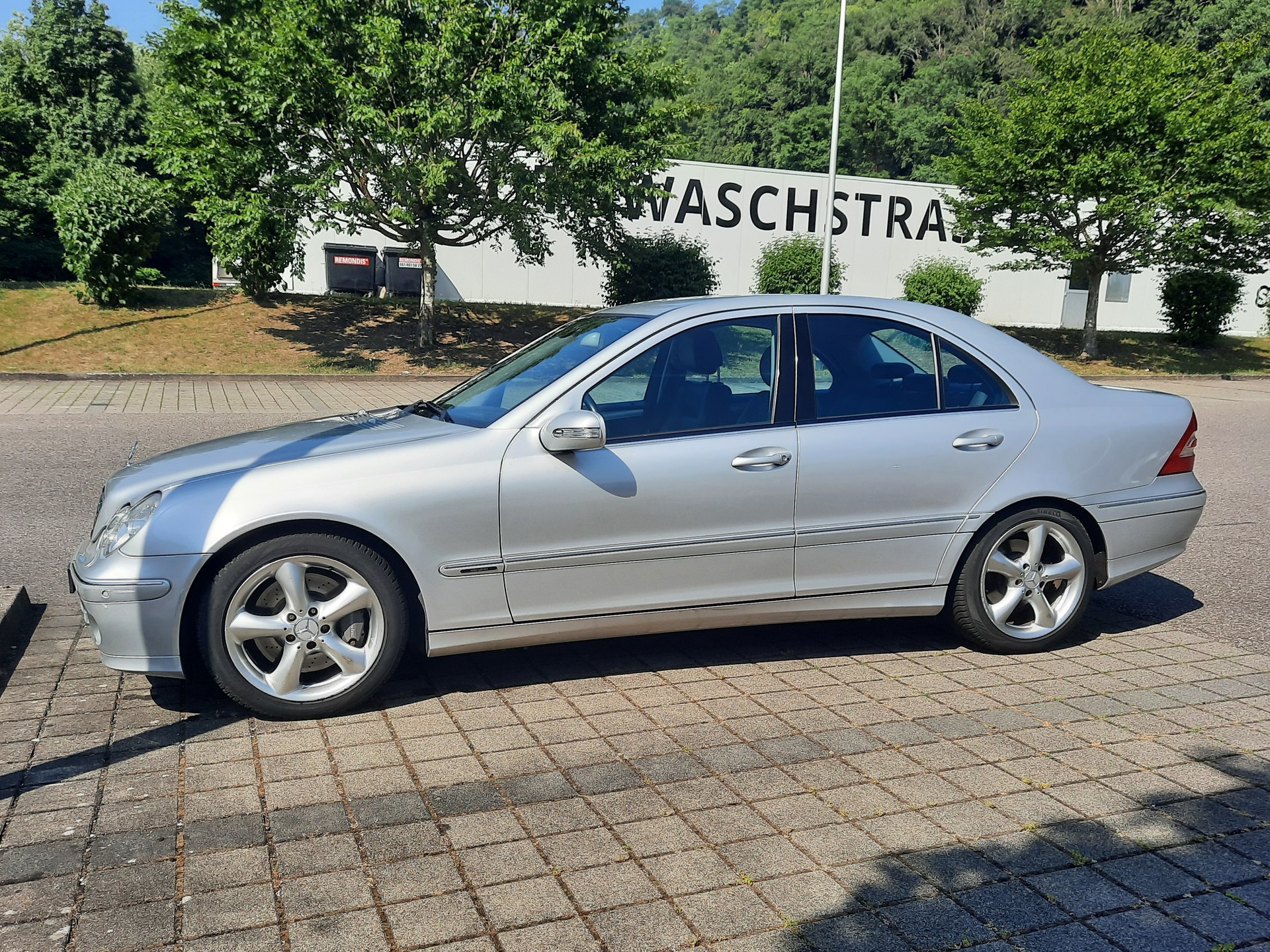 MERCEDES-BENZ C 230 Avantgarde 7G-Tronic