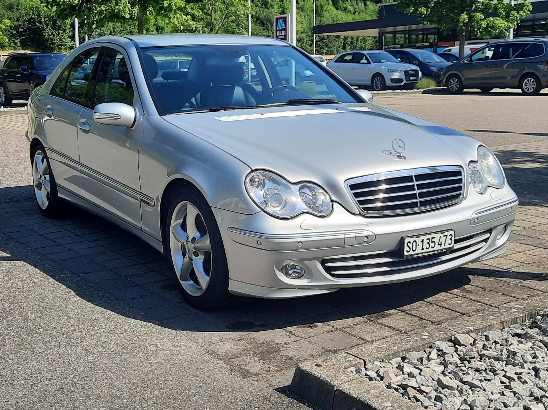 MERCEDES-BENZ C 230 Avantgarde 7G-Tronic-image-2