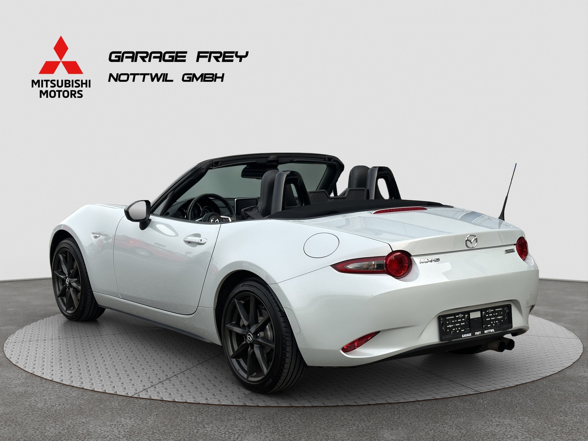MAZDA MX-5 SKYACTIV-G 160 Ambition-image-4