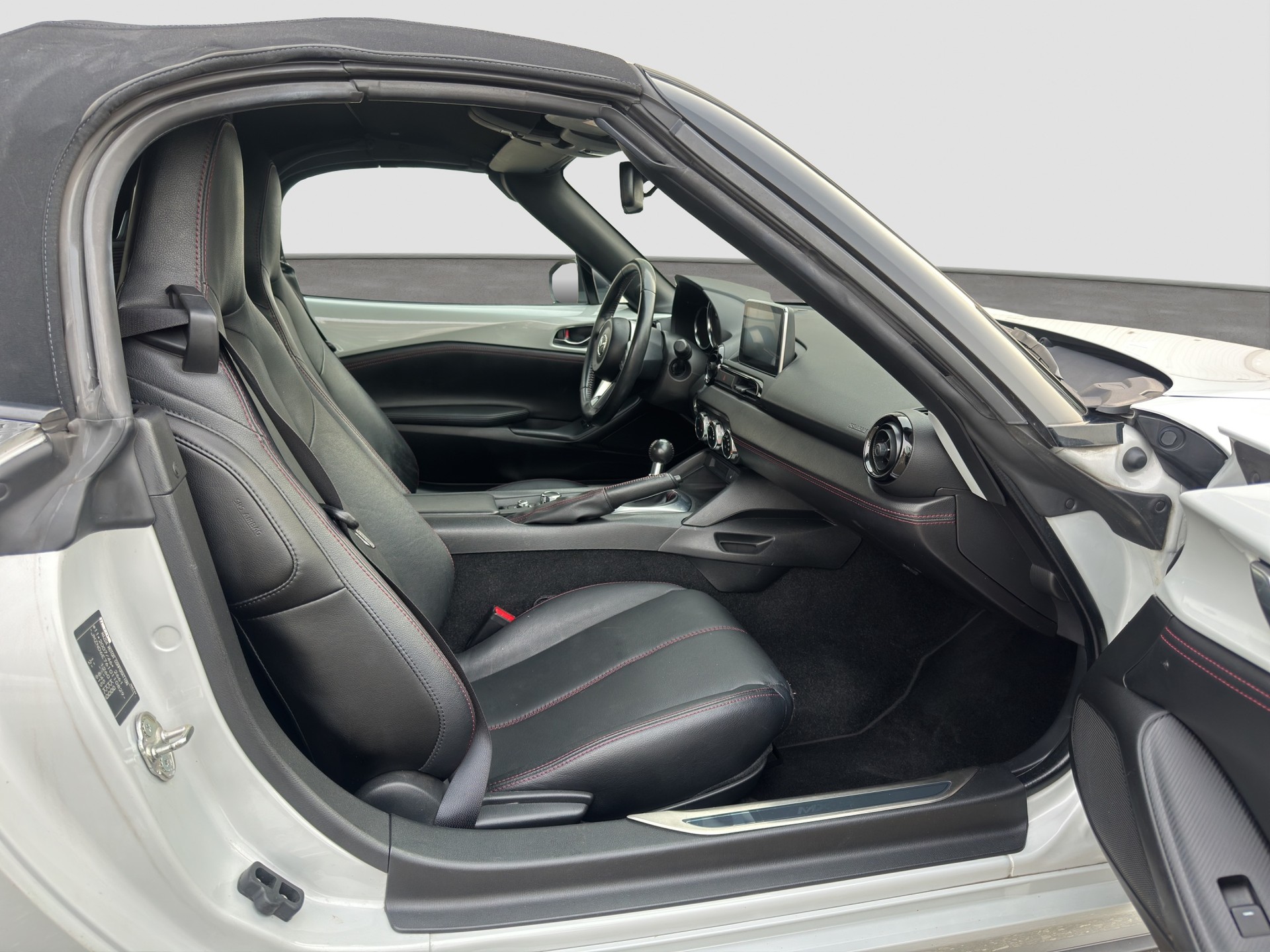 MAZDA MX-5 SKYACTIV-G 160 Ambition-image-14