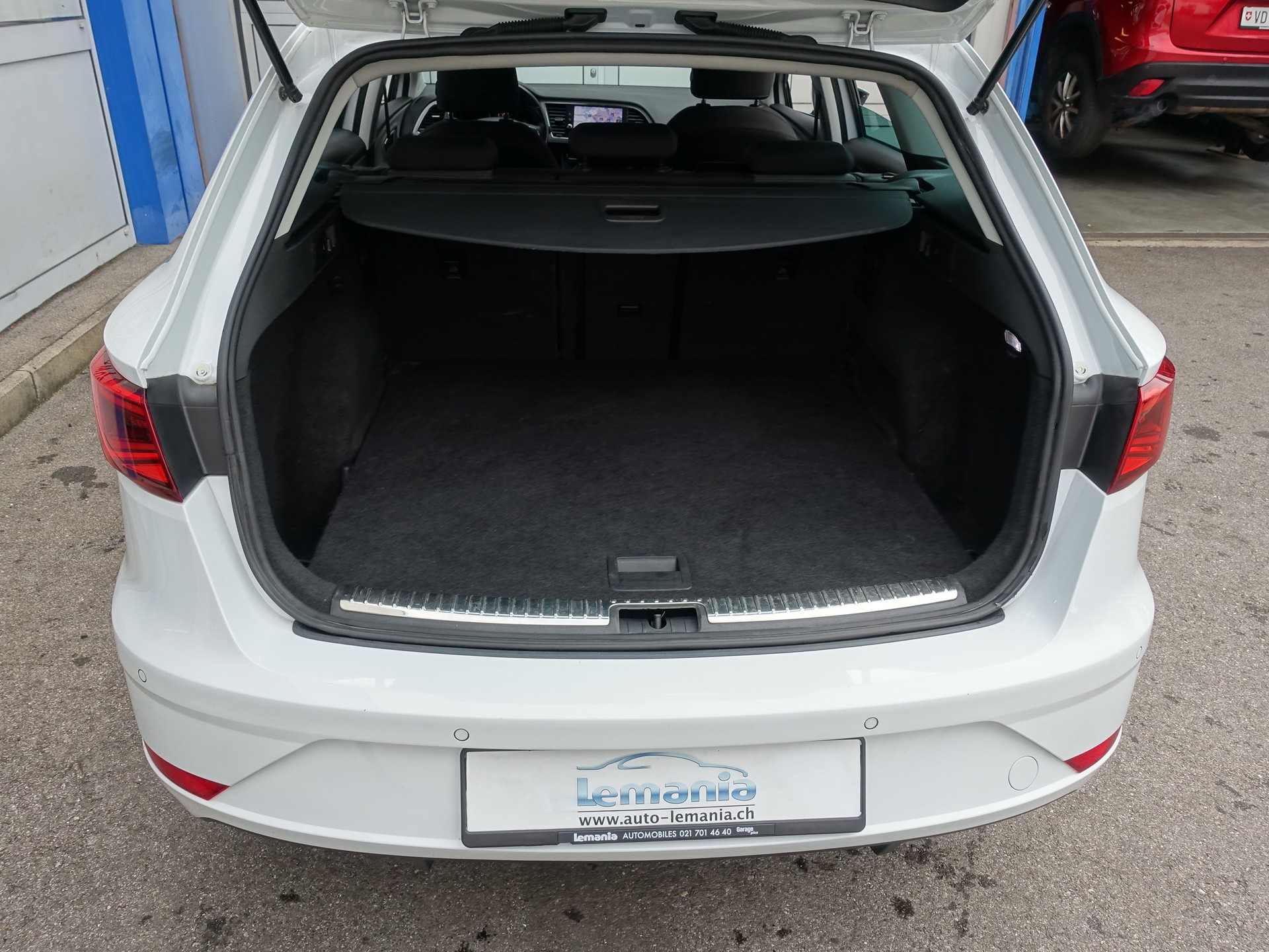 SEAT Leon ST 2.0 TDI Style DSG-image-15