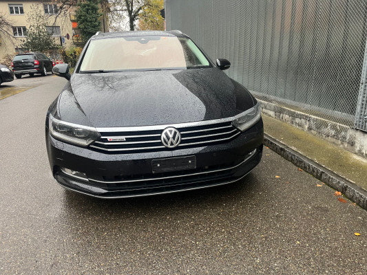 VW Passat 2.0 TDI Highline4M-image-1