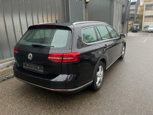 VW Passat 2.0 TDI Highline4M-image-3