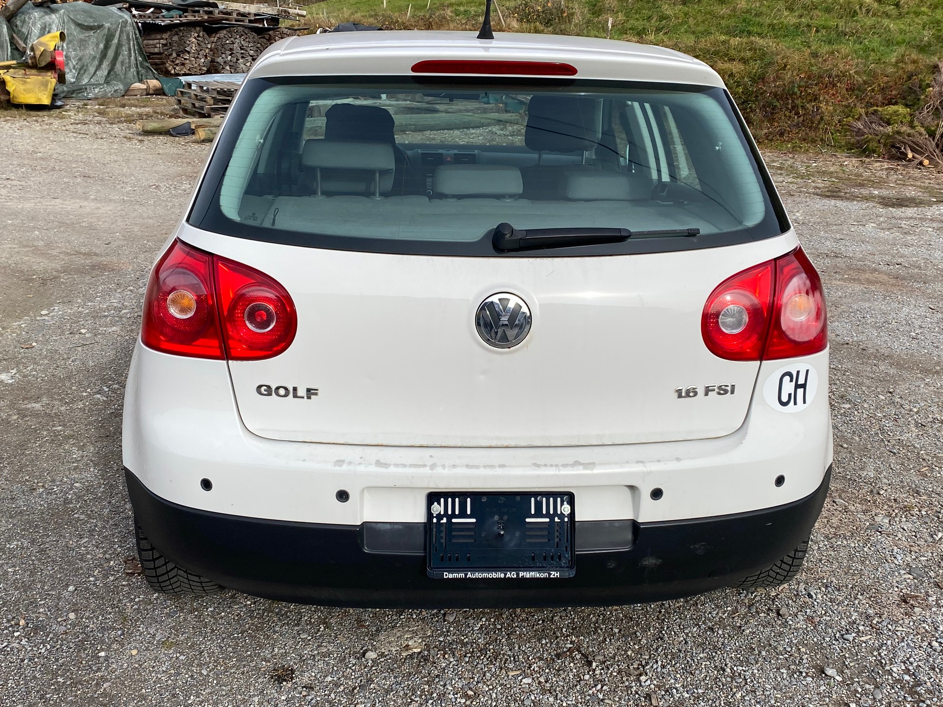 VW GOLF-image-3