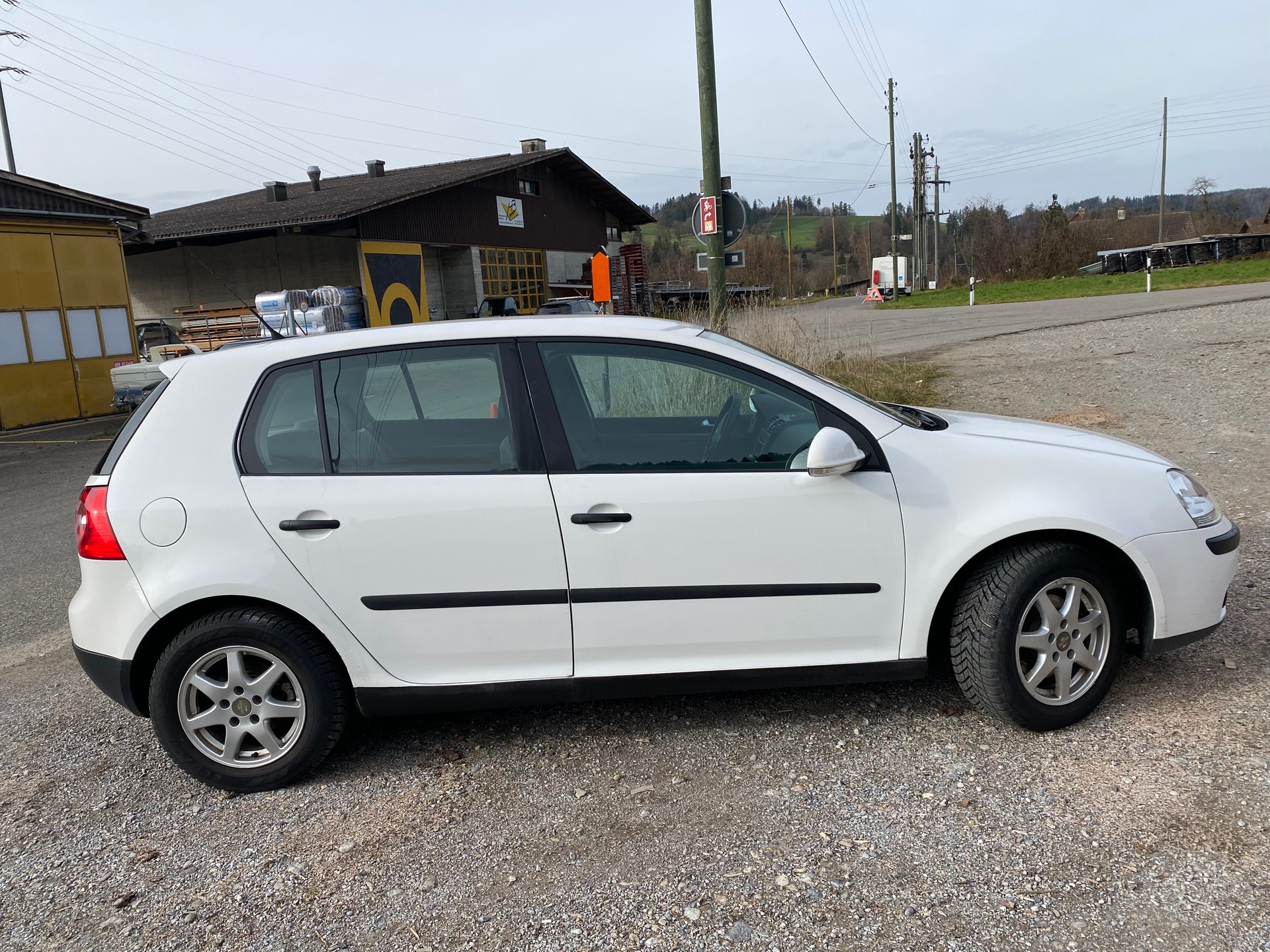 VW GOLF-image-2