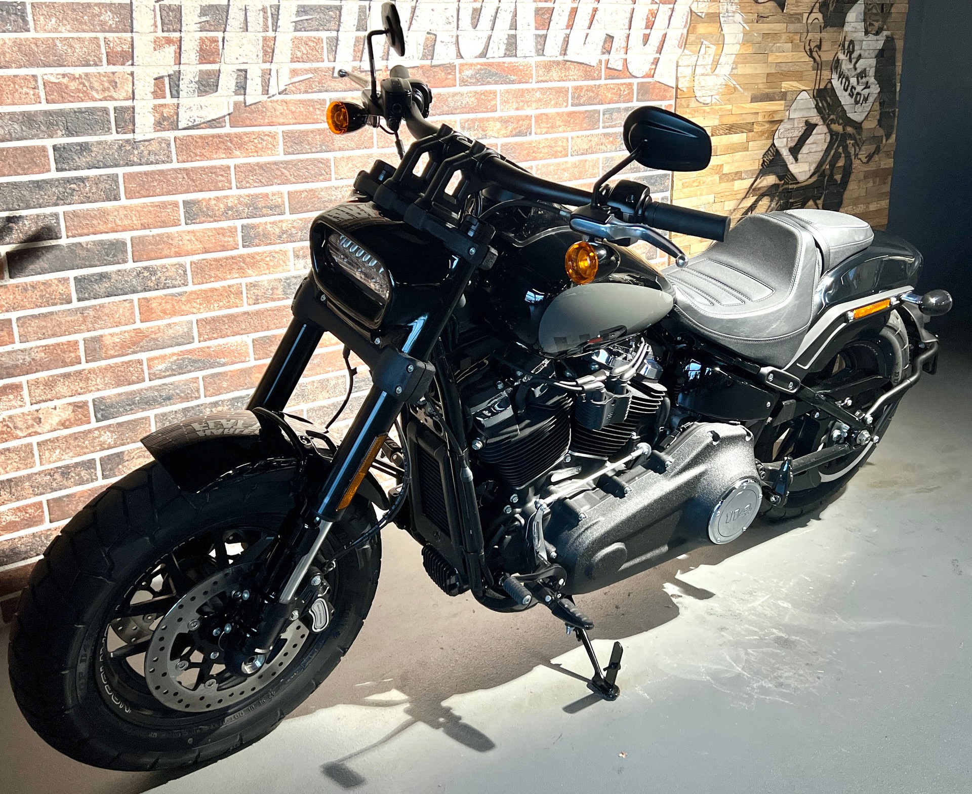 HARLEY-DAVIDSON FXFBS Fat Bob 114-showroom-element-1