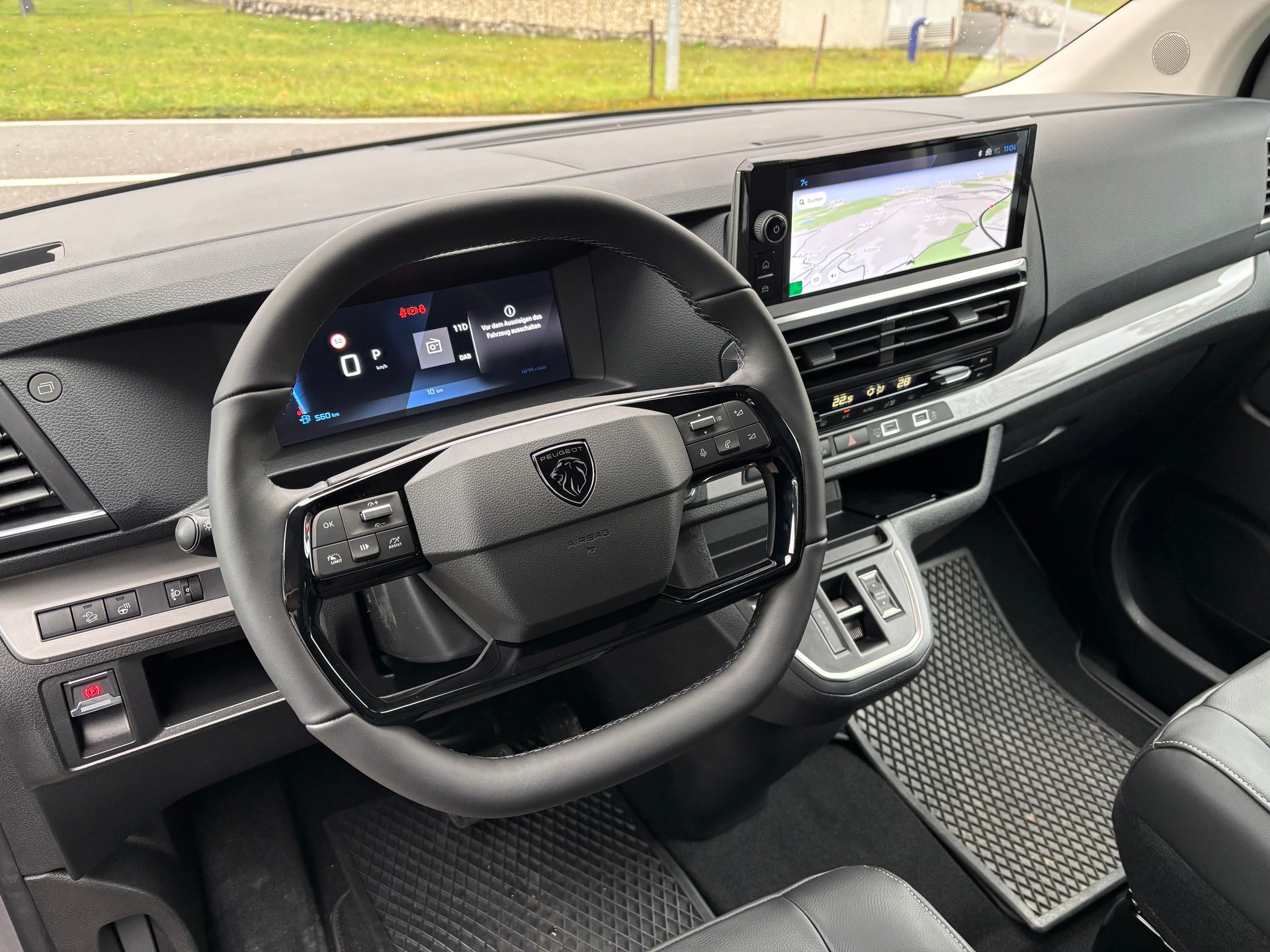 PEUGEOT Traveller Business VIP Standard BHDi-image-13