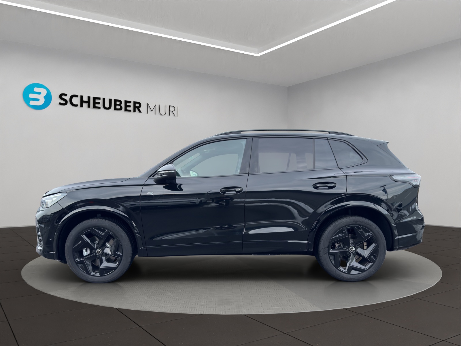 VW Tiguan 2.0 TSI DSG R-Line 4Motion-image-1