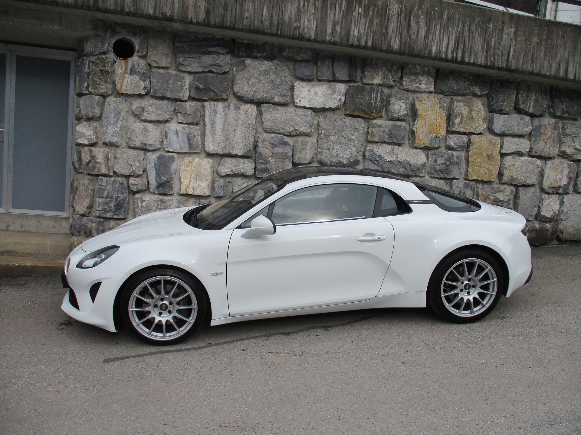 ALPINE Alpine A110 Pure-image-1