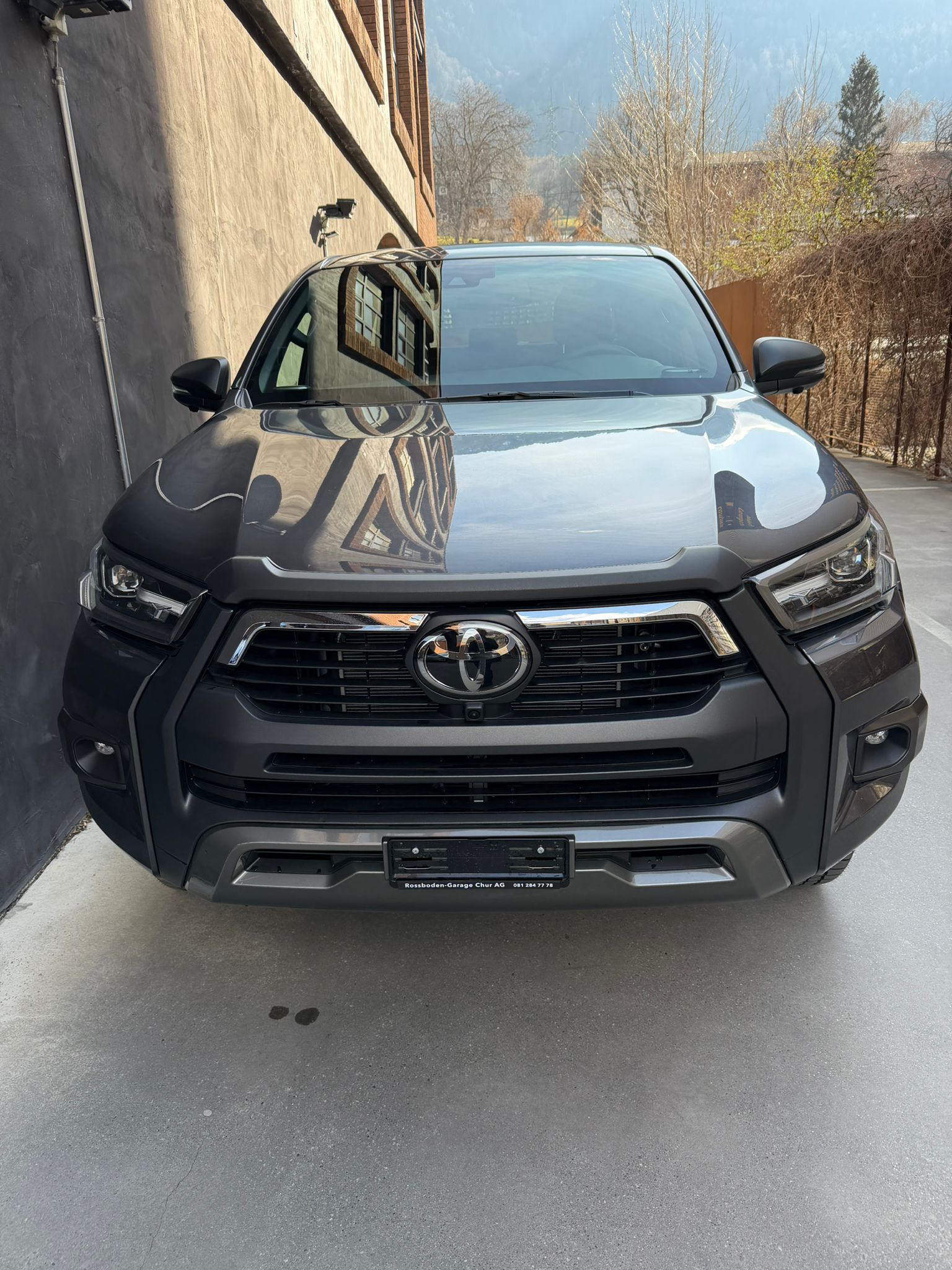 TOYOTA Hilux 2.8d MHEV Invincible Double Cab 4x4-image-7