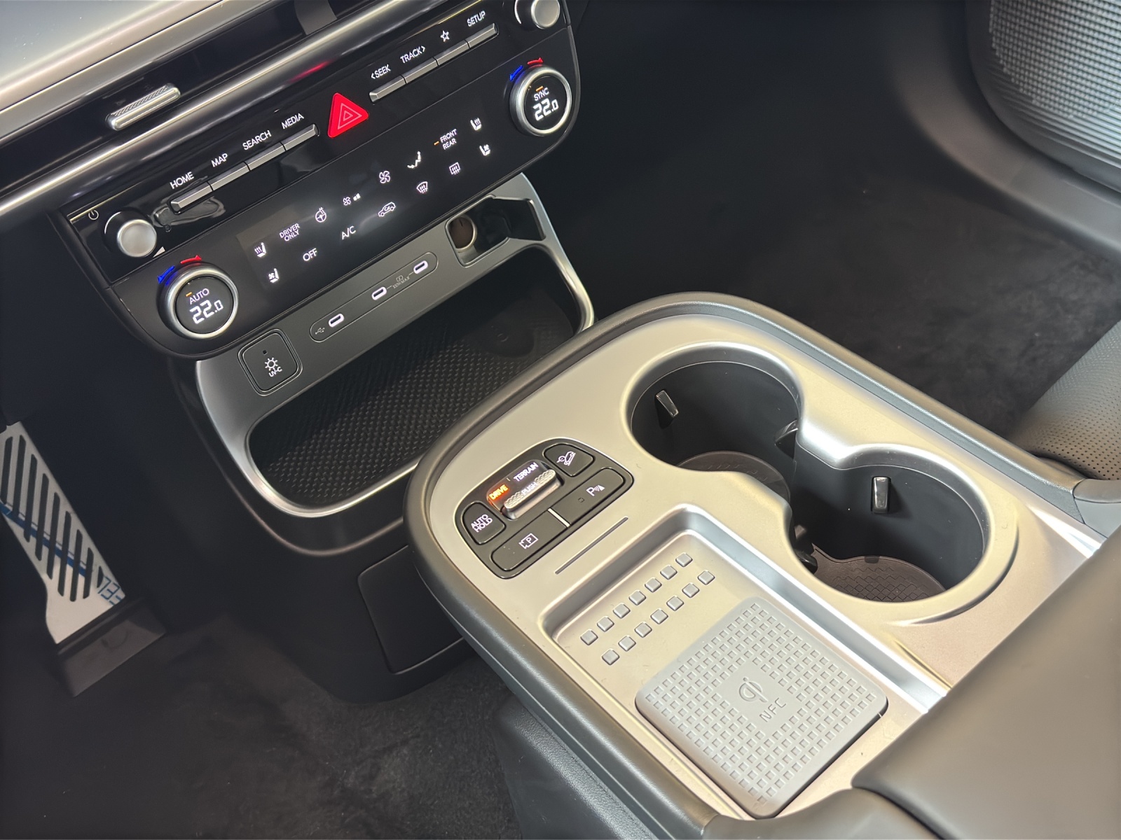 HYUNDAI Ioniq 9 Vertex Calligraphy 4WD Performace 6Pl.-image-12
