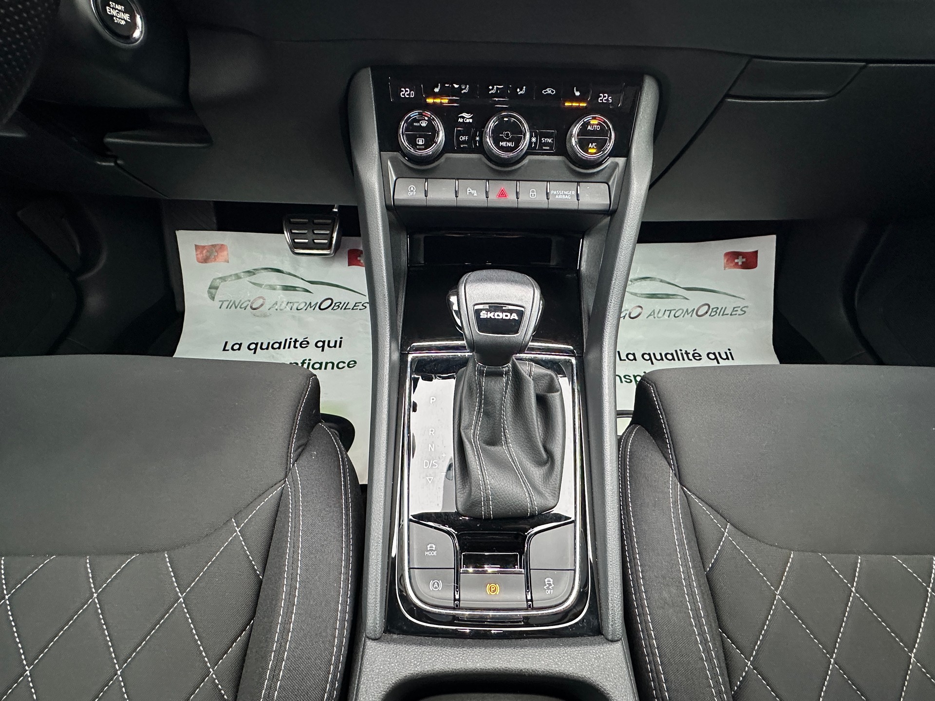 SKODA Karoq 1.5 TSI SportLine DSG-image-9