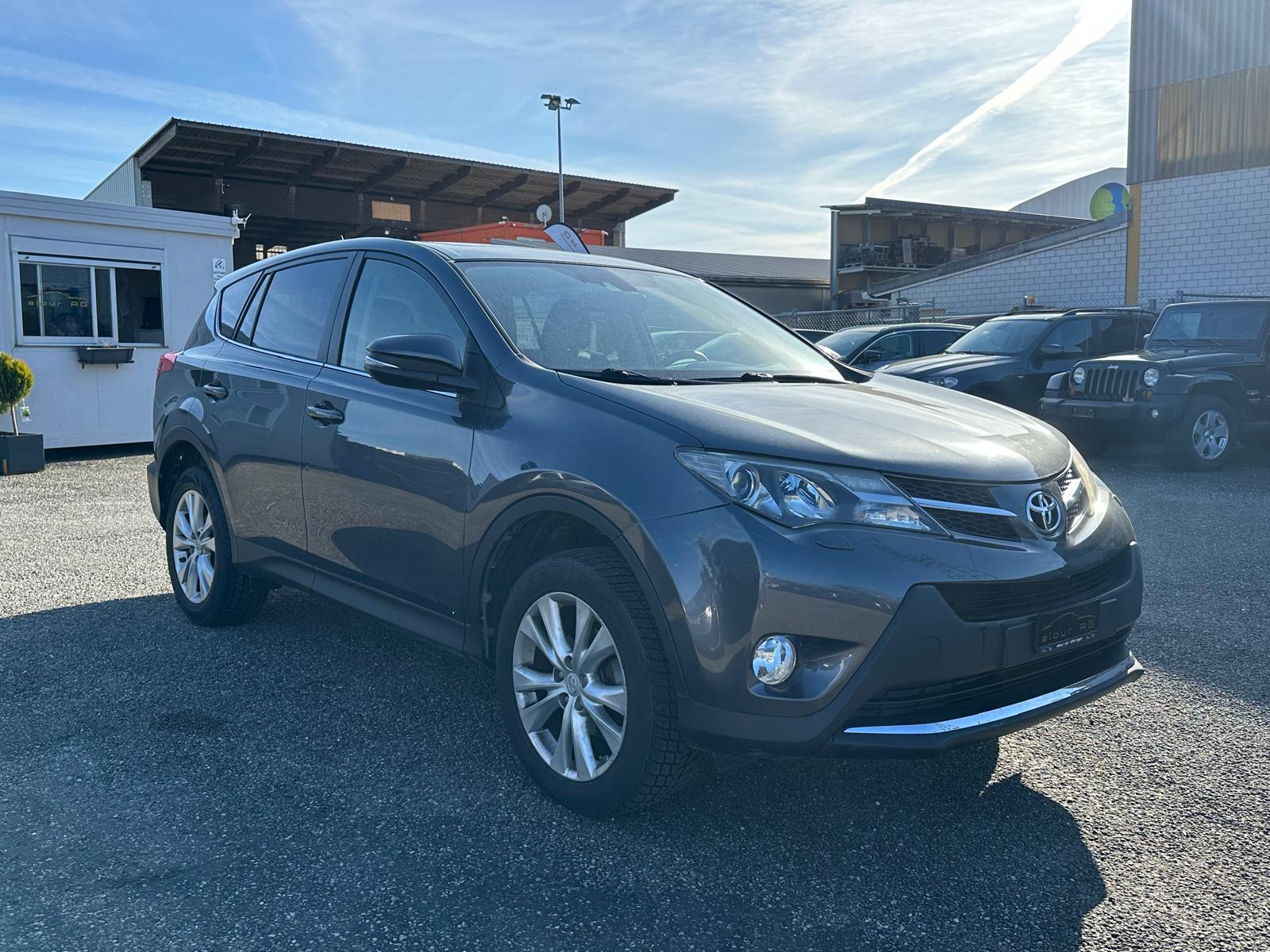 TOYOTA RAV-4 2.0 16V Sol Premium-image-5