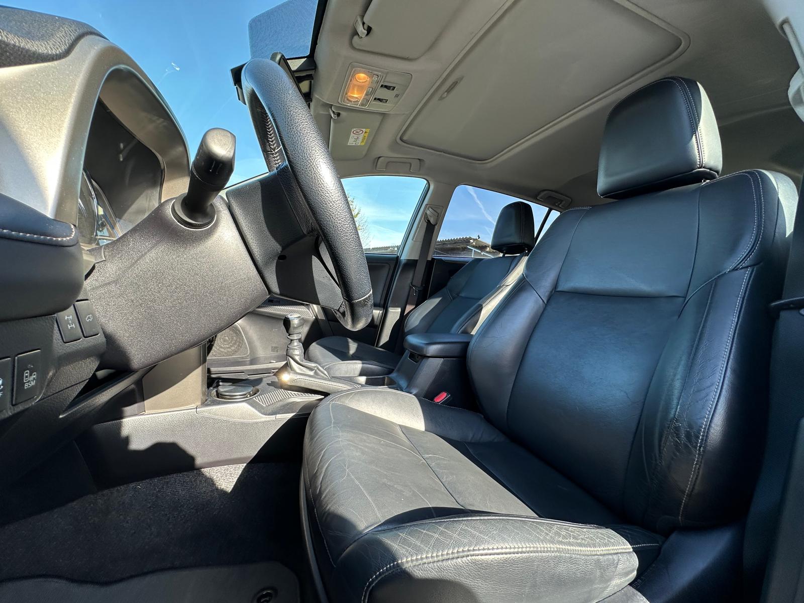 TOYOTA RAV-4 2.0 16V Sol Premium-image-7