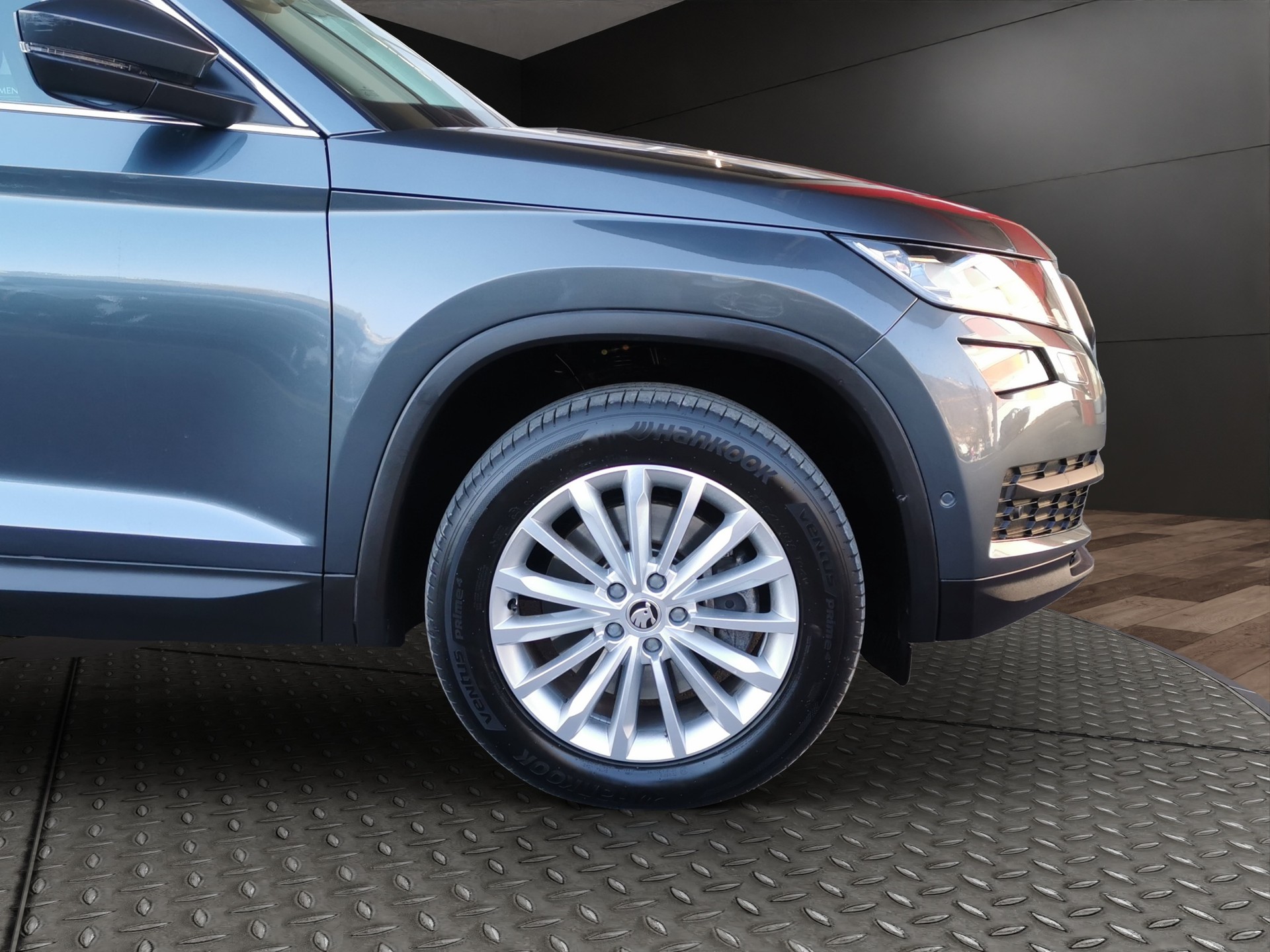 SKODA Kodiaq 2.0 TSI Style DSG 4x4-showroom-element-3