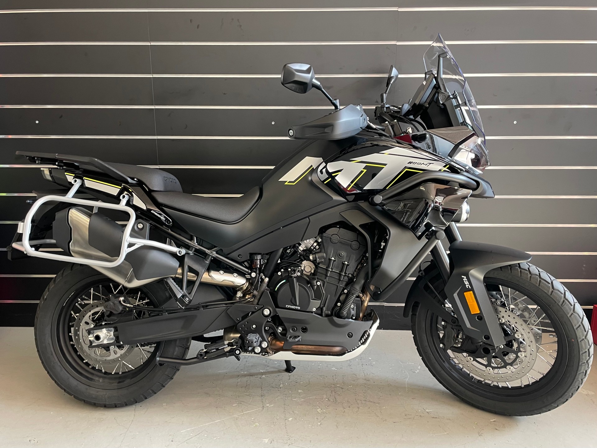 CF MOTO 800MT Explore