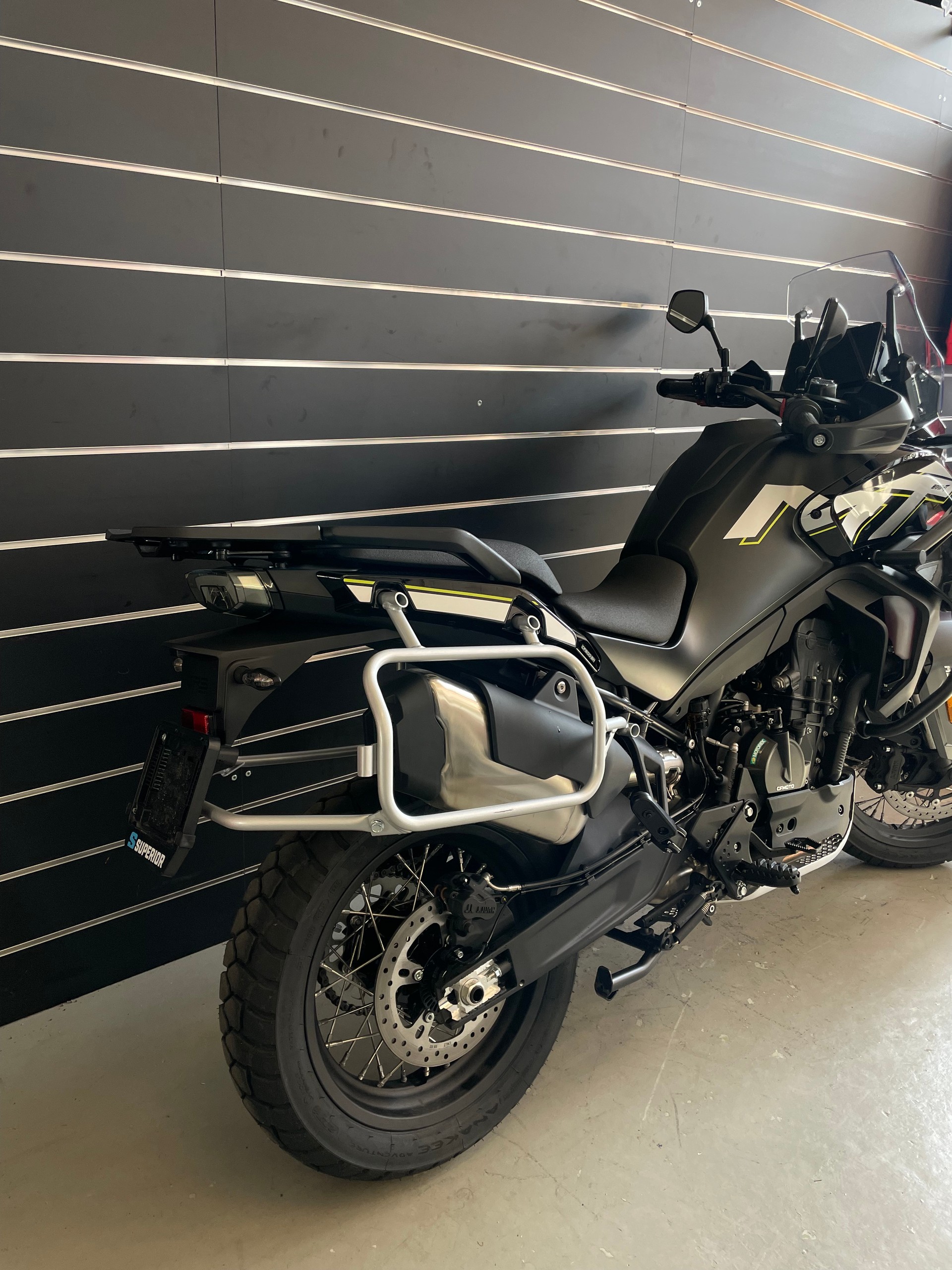 CF MOTO 800MT Explore-showroom-element-3