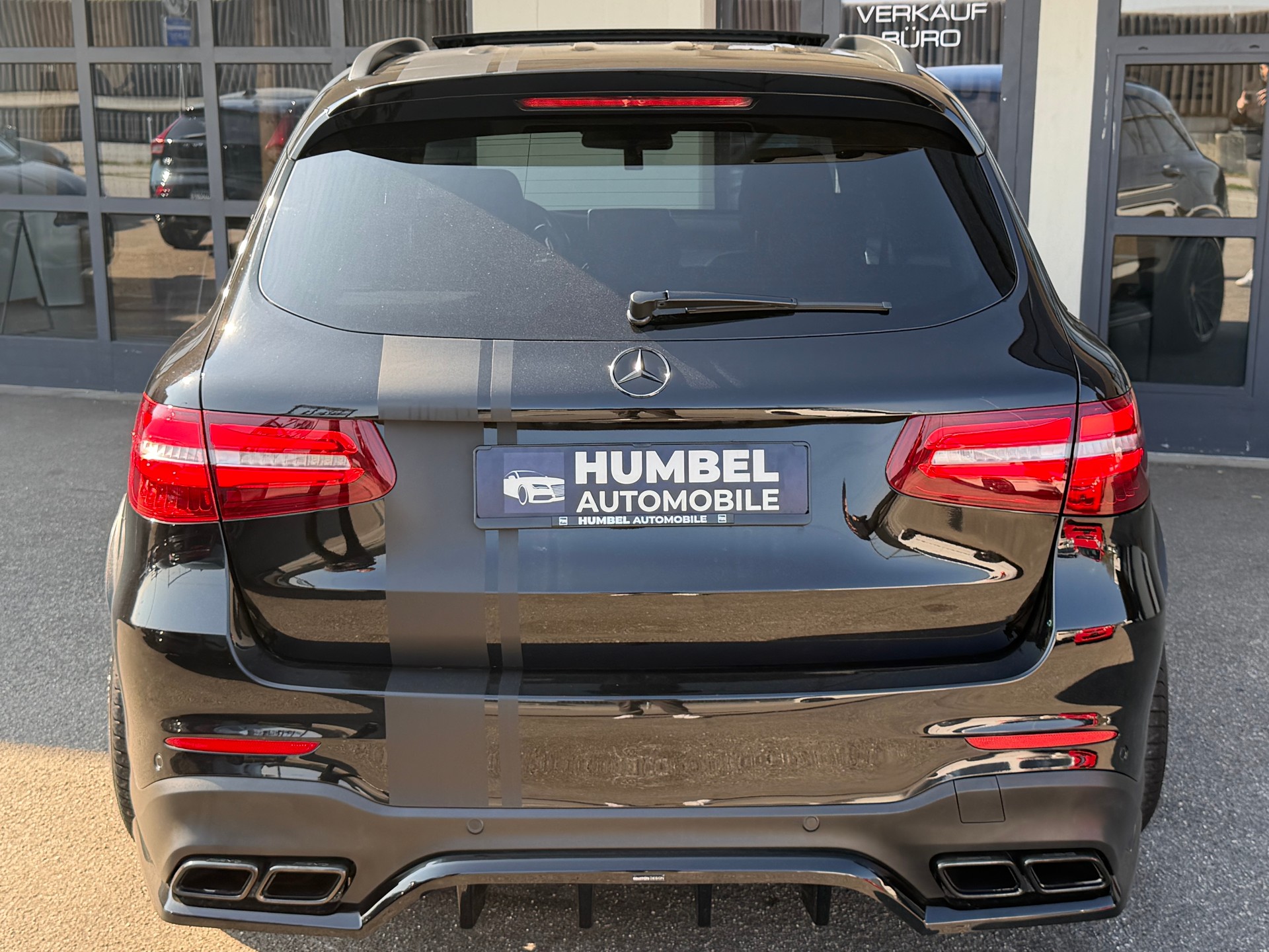 MERCEDES-BENZ GLC 63 AMG 4Matic+ 9G-Tronic-image-3
