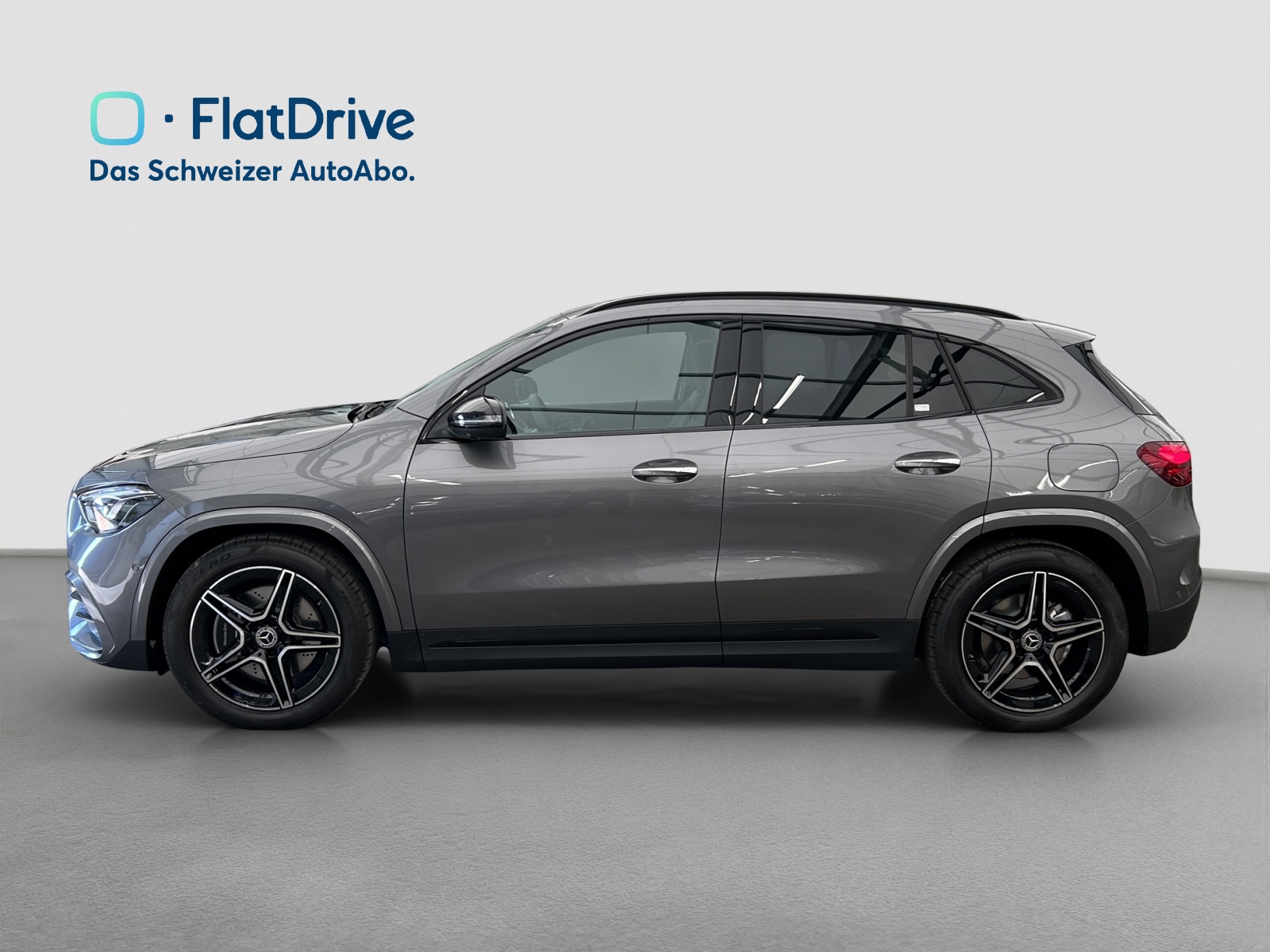 MERCEDES-BENZ GLA 250 4Matic 8G-DCT Swiss Star - AMG Line Premium Plus - AHK - Head-up - Panoramadach-image-1